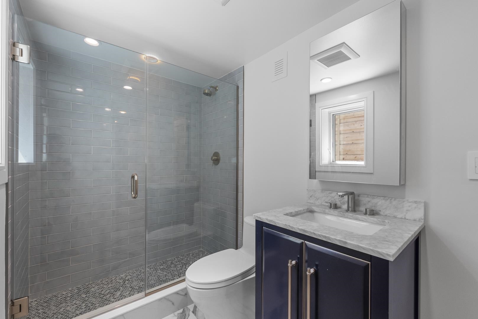 327.5 7TH ST
