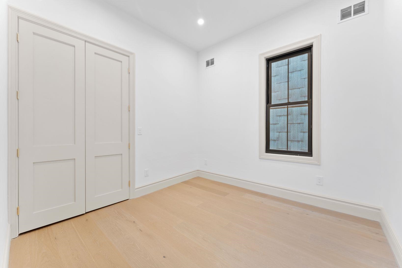 83 LIBERTY PL Unit: Residence 2