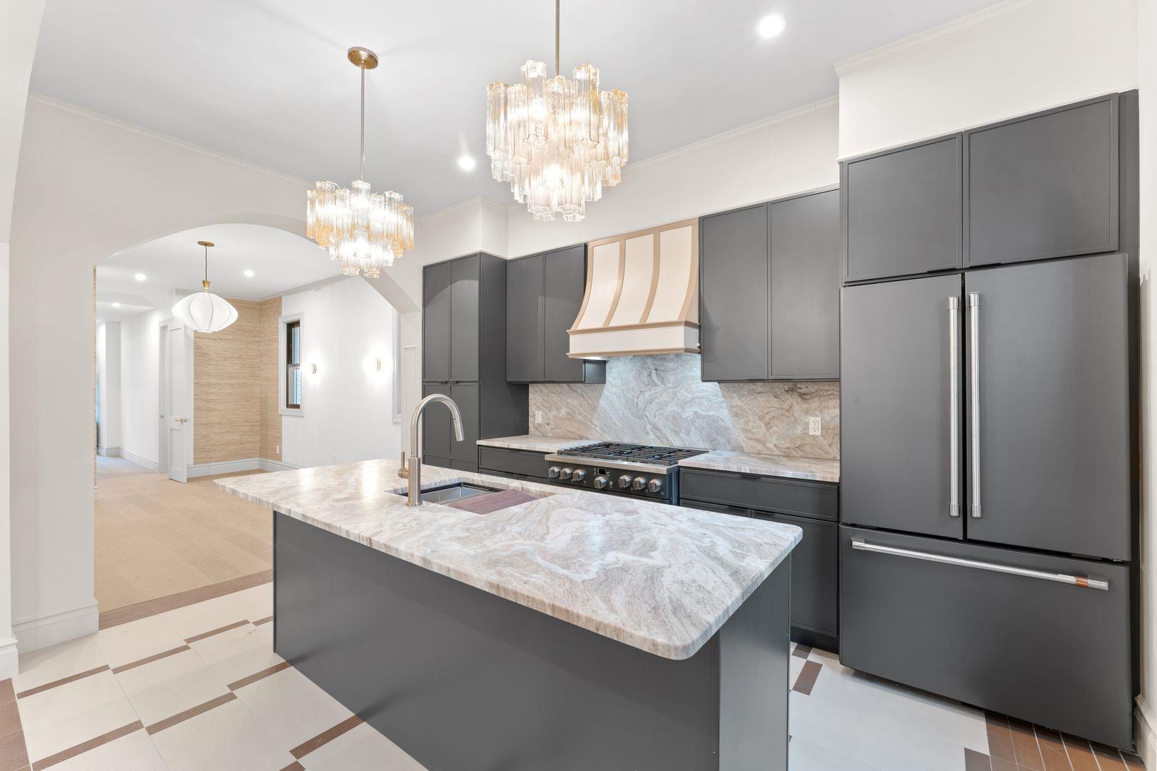 83 LIBERTY PL Unit: Residence 2