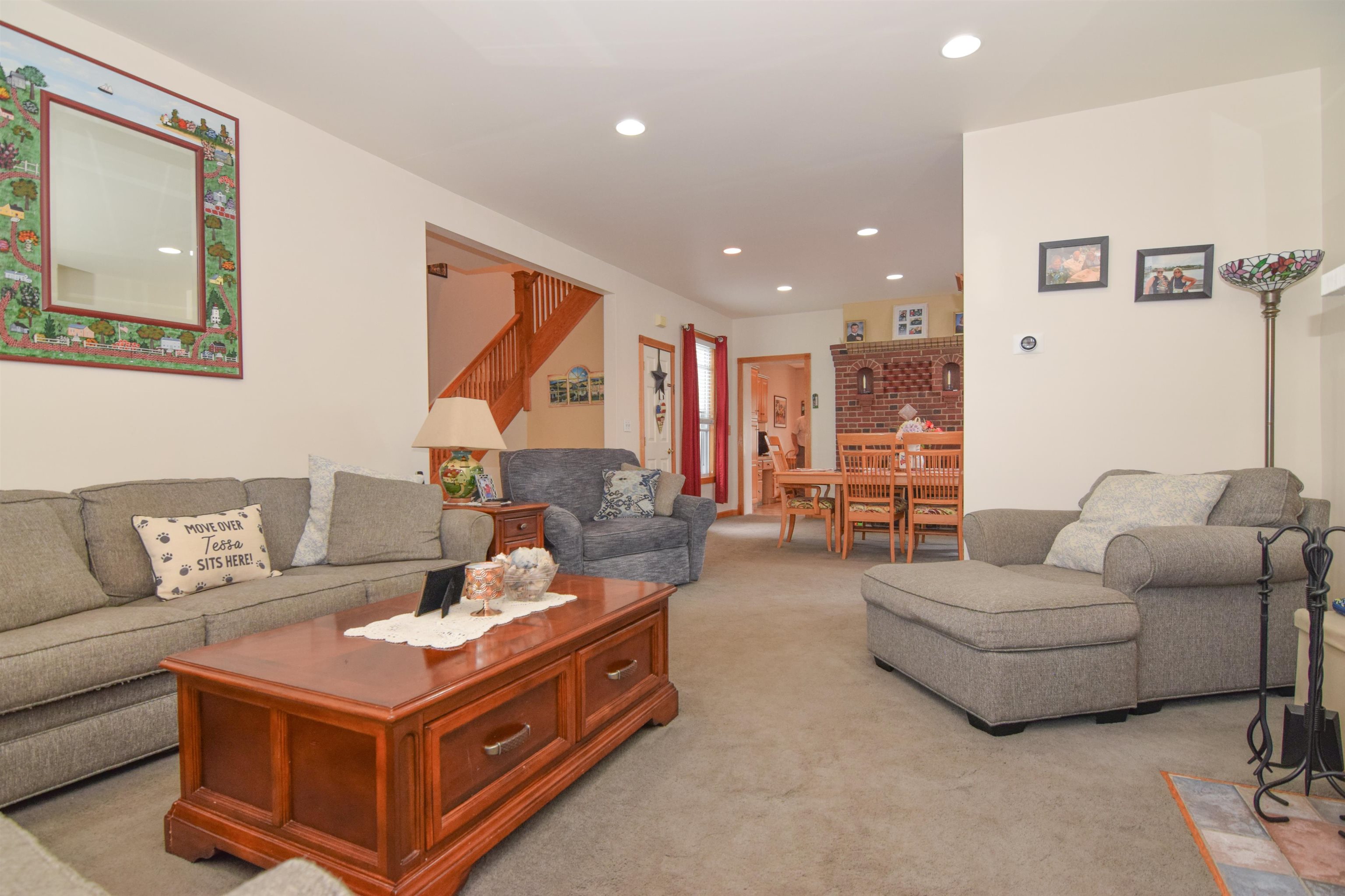 42 PAVONIA AVE