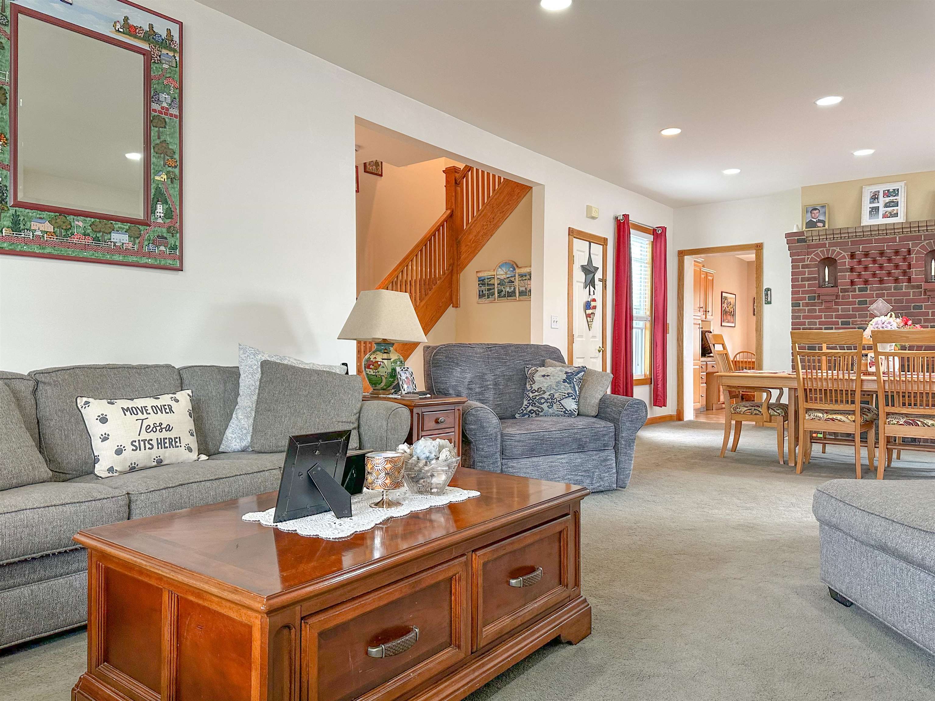 42 PAVONIA AVE