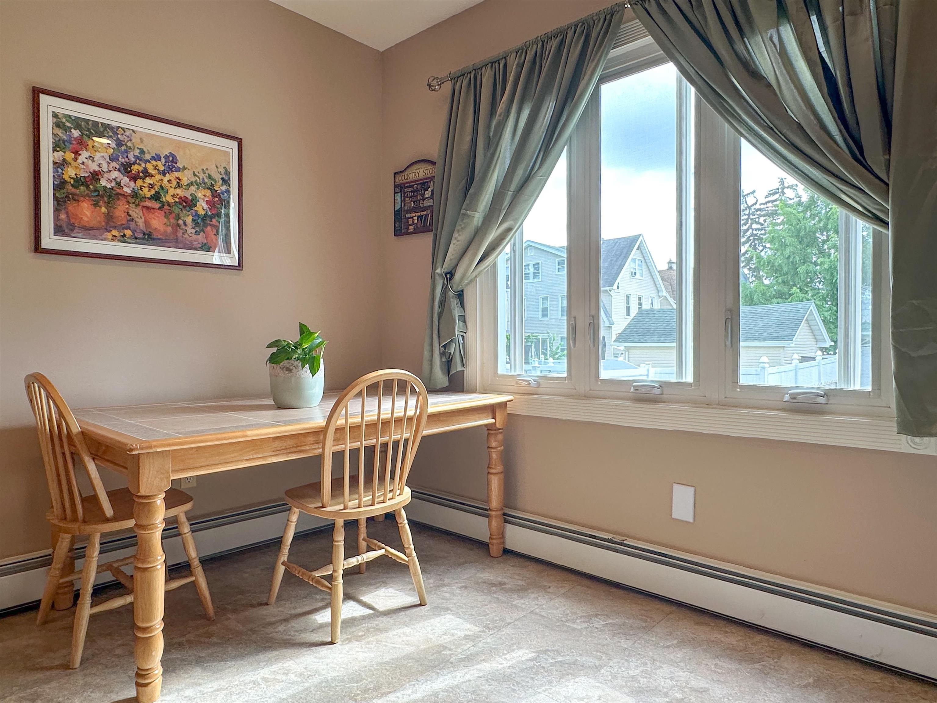 42 PAVONIA AVE