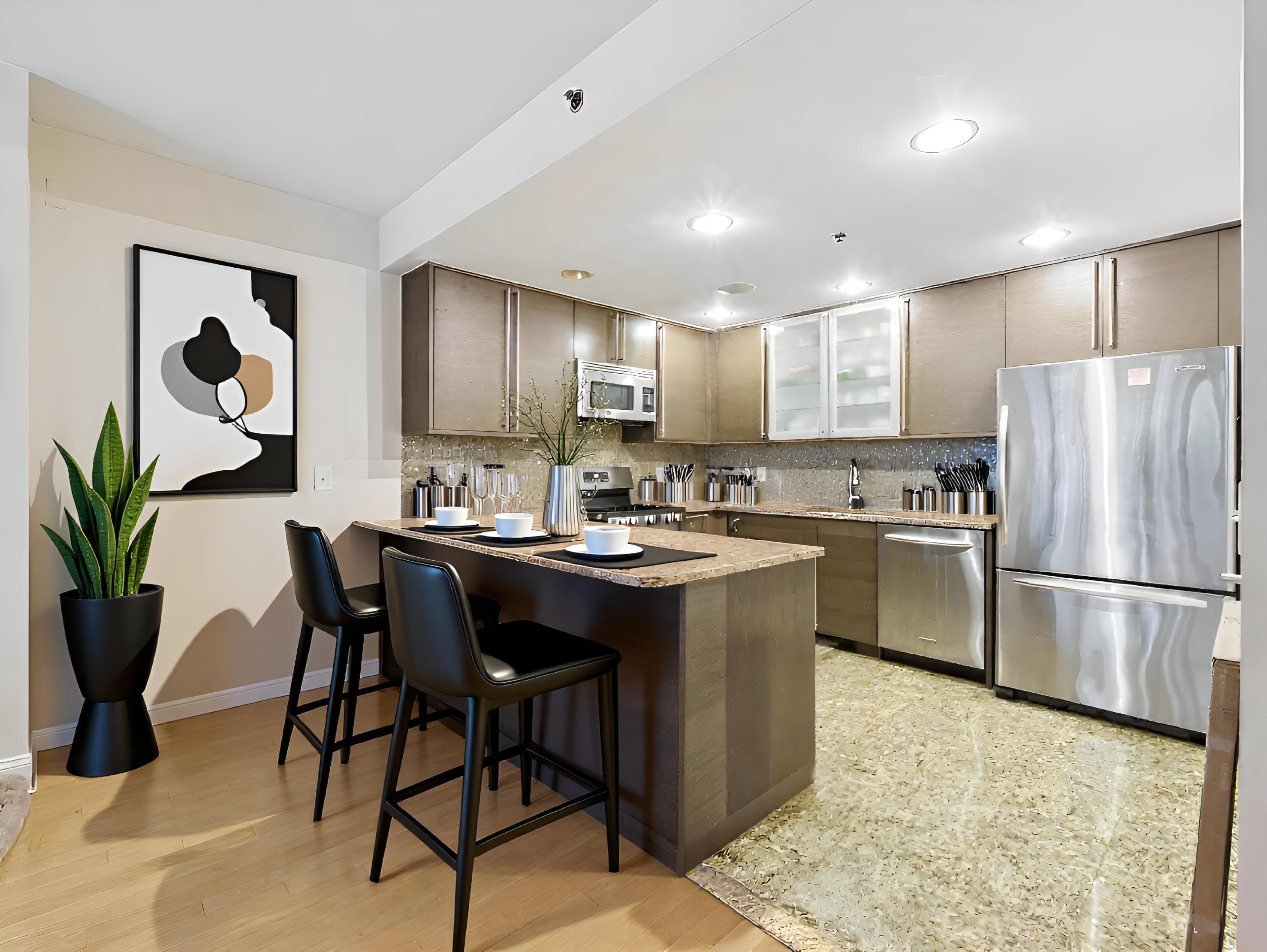 10 REGENT ST Unit: 308