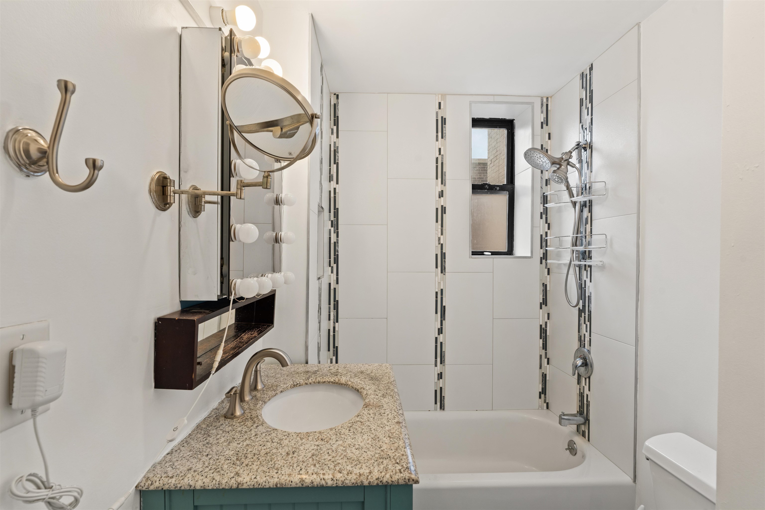50 GLENWOOD AVE Unit: 309