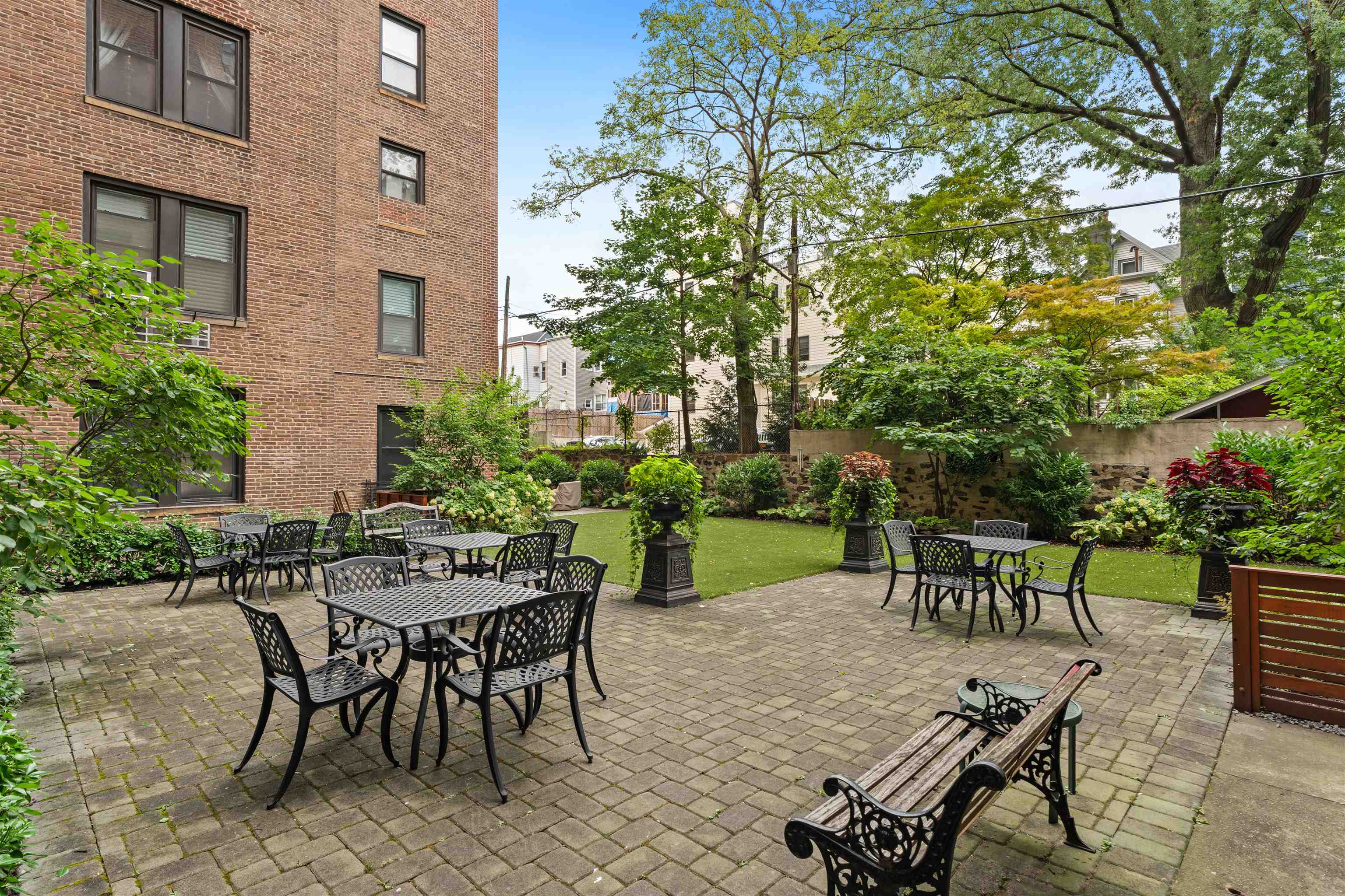 50 GLENWOOD AVE Unit: 309