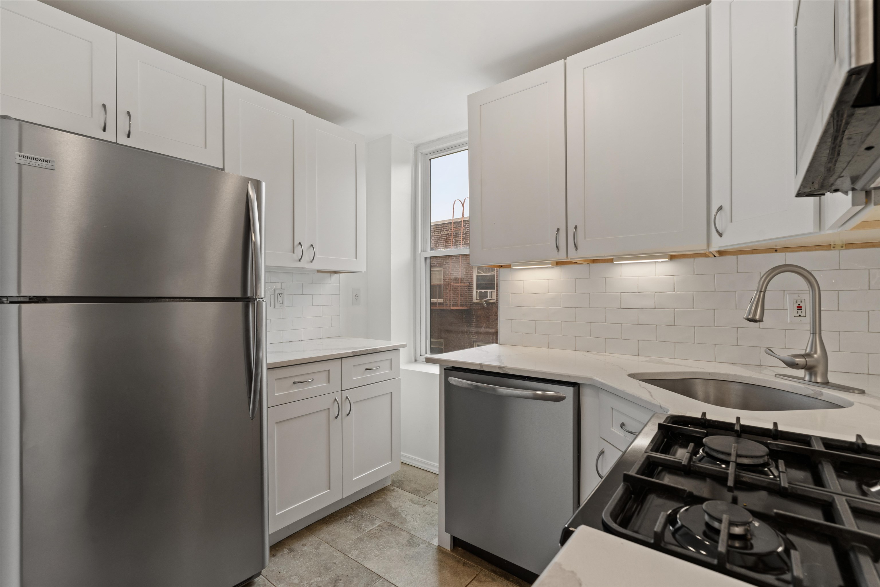 50 GLENWOOD AVE Unit: 309