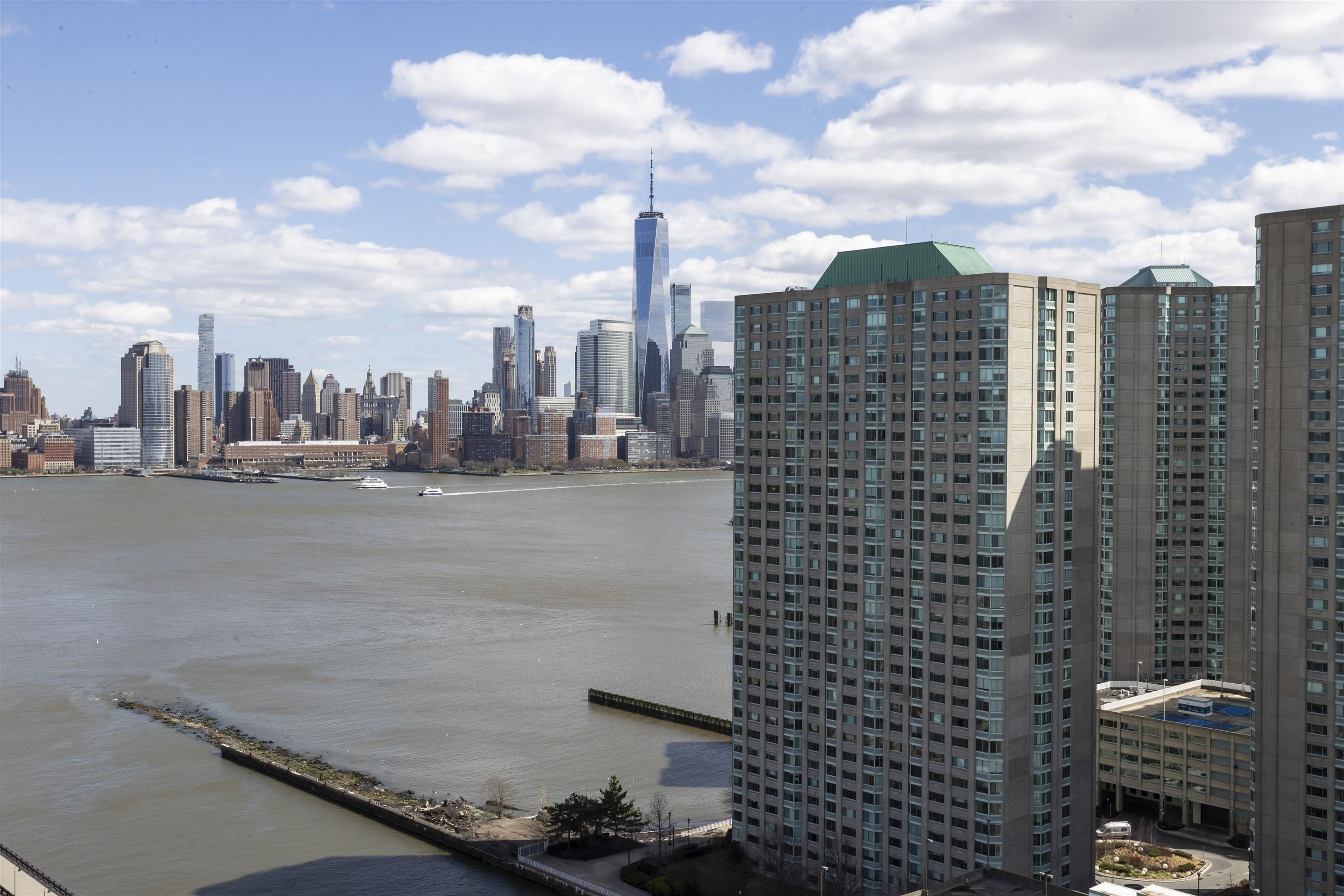 20 NEWPORT PARKWAY Unit: 1203