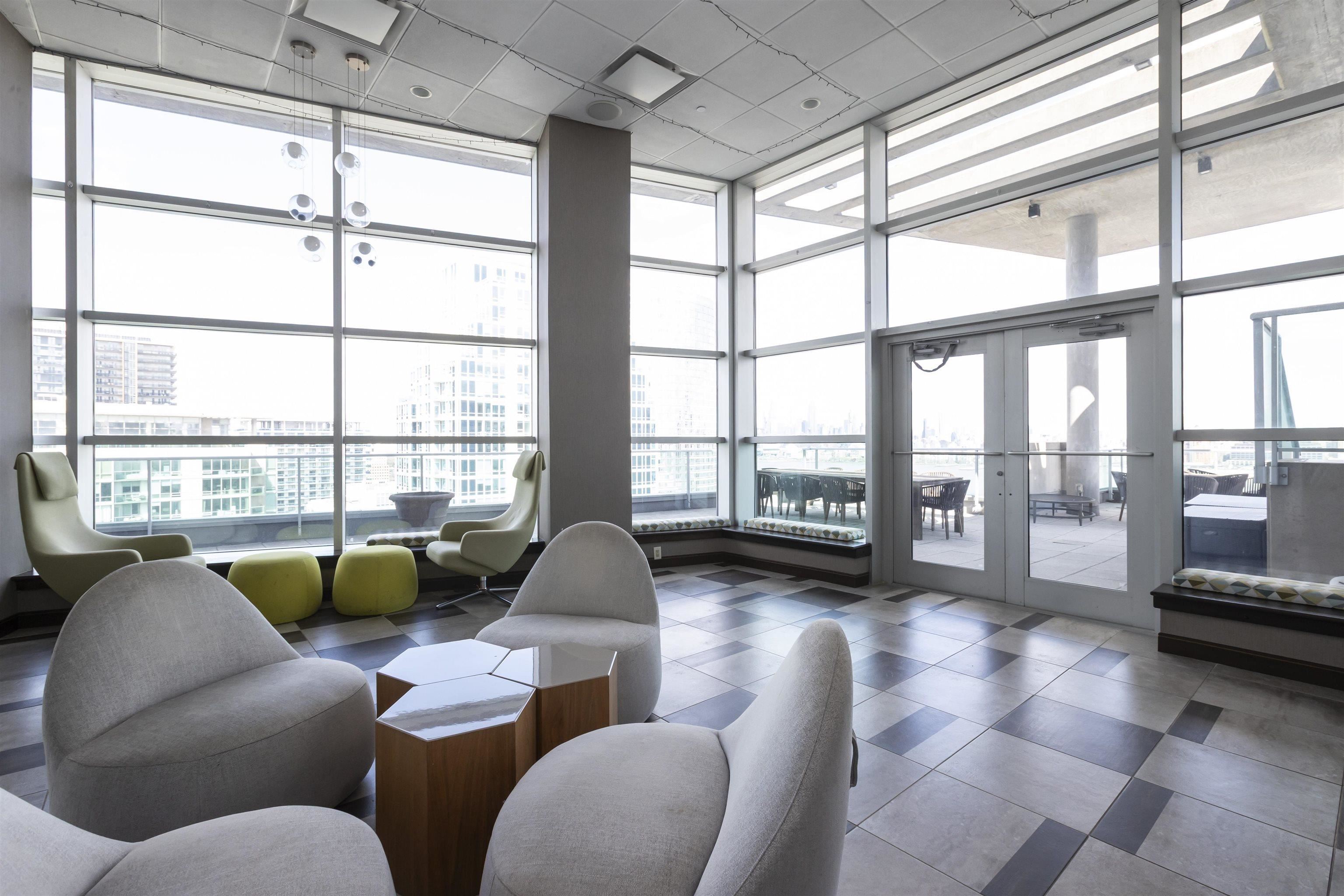 20 NEWPORT PARKWAY Unit: 1203