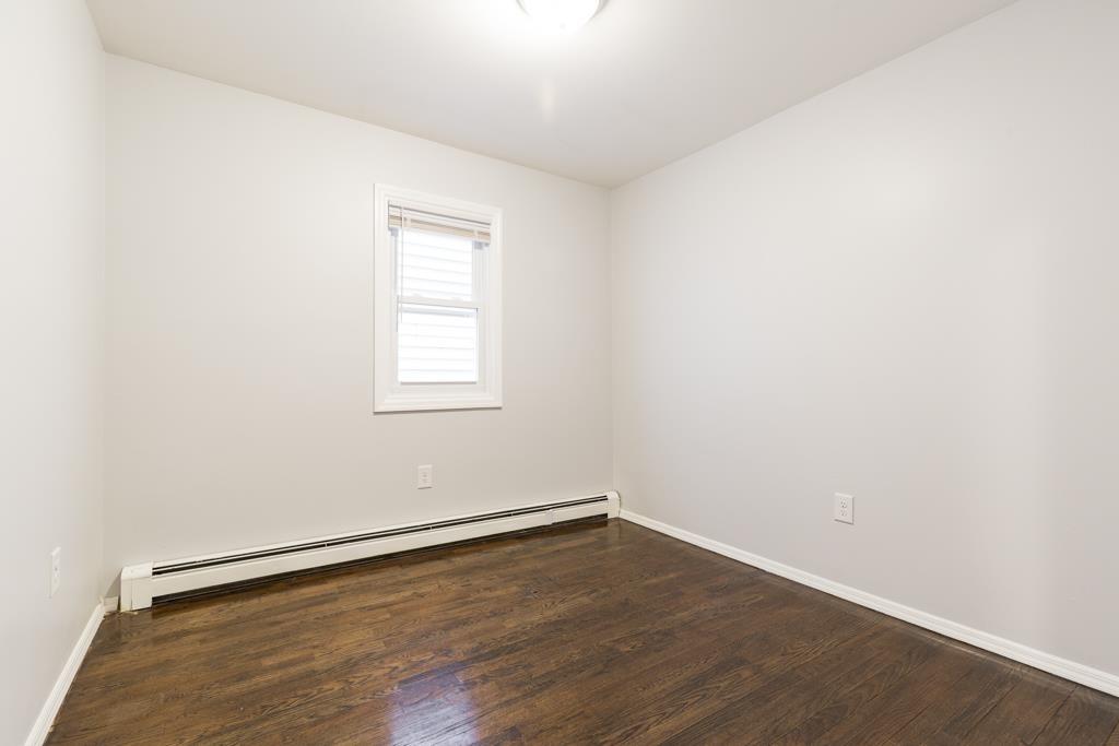 18 COTTAGE ST