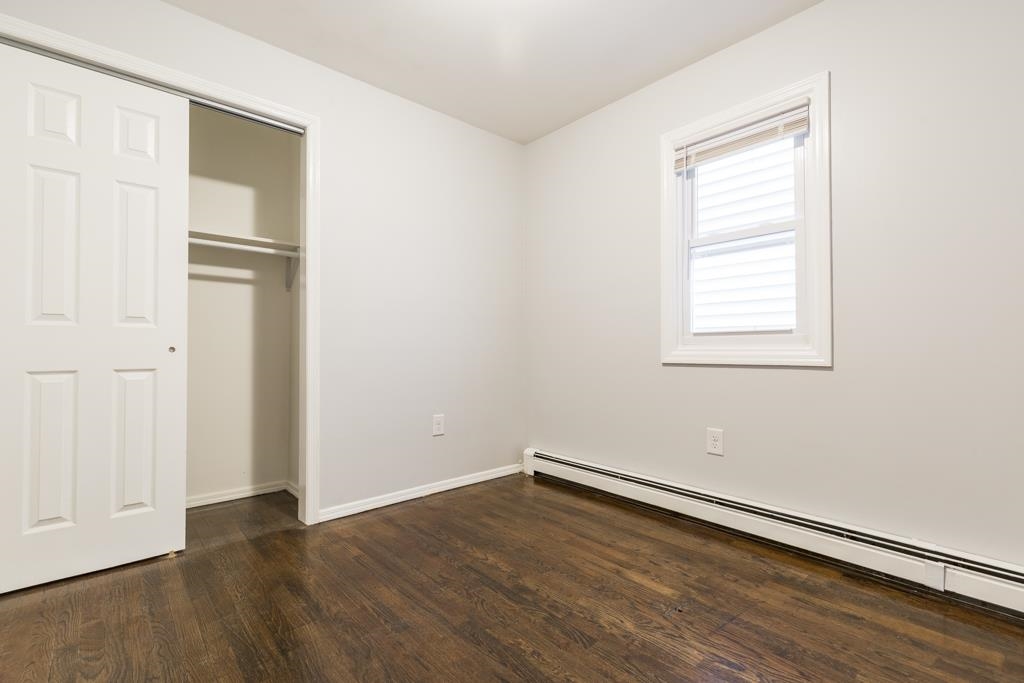 18 COTTAGE ST