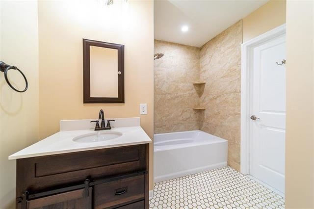 357 VARICK ST Unit: 326B