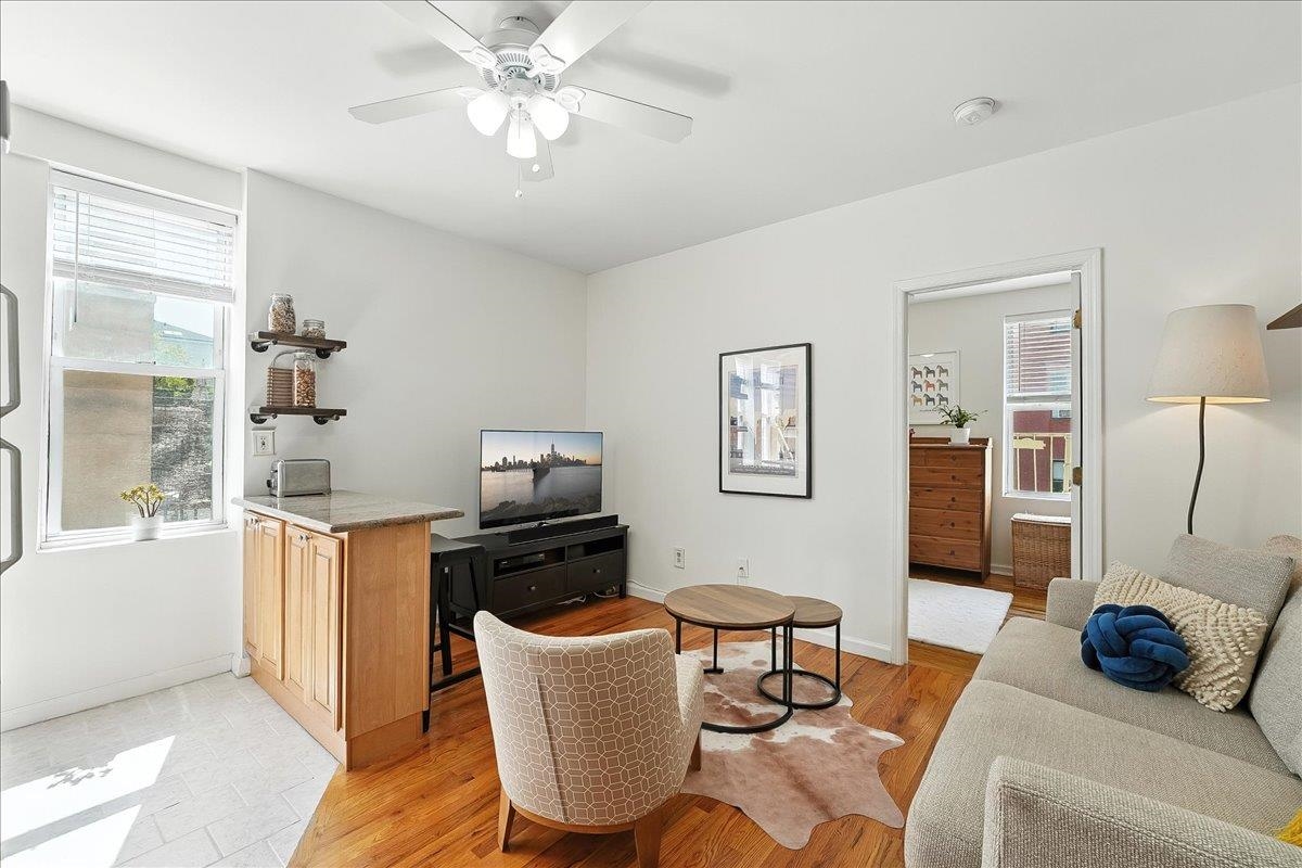 734 ADAMS ST Unit: 2A