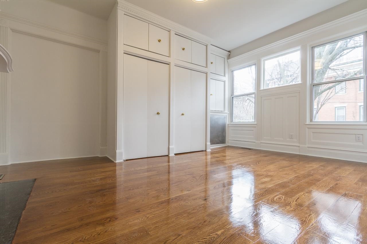 16-18 FULTON ST