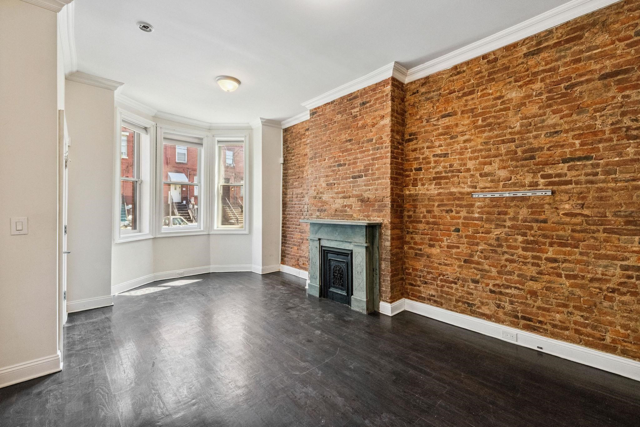 37 ASTOR PL