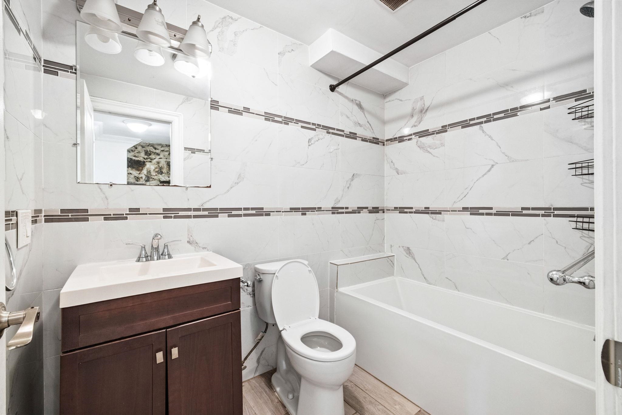 37 ASTOR PL