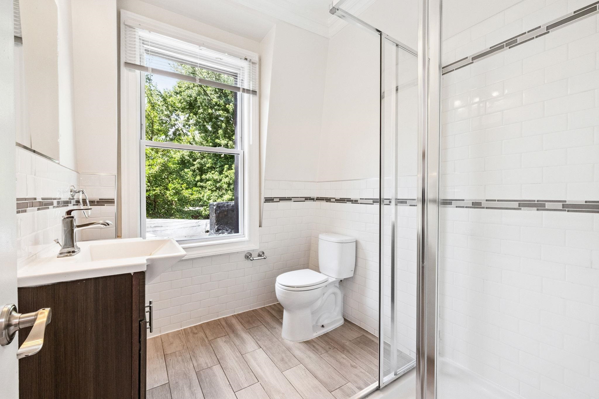 37 ASTOR PL