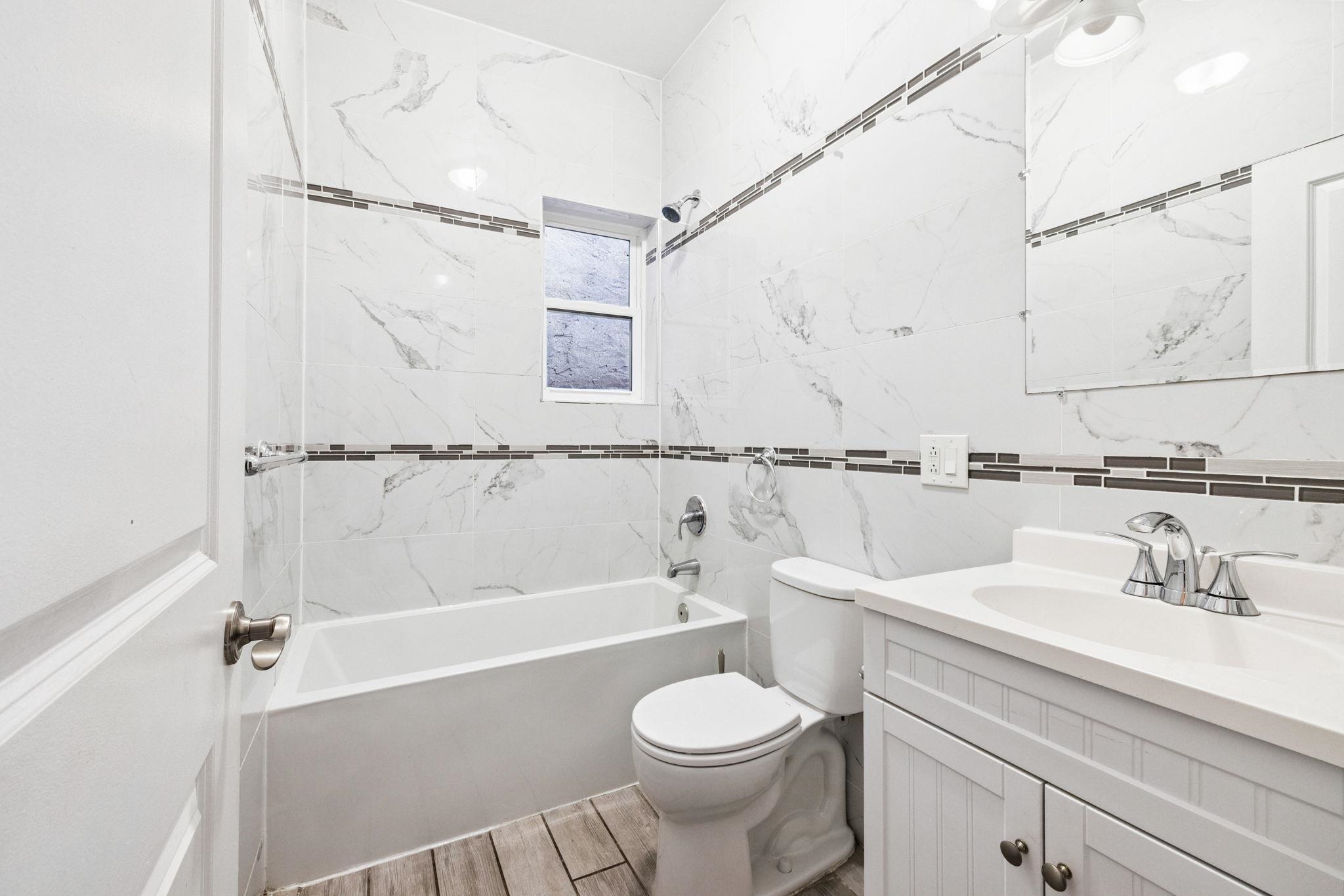 37 ASTOR PL