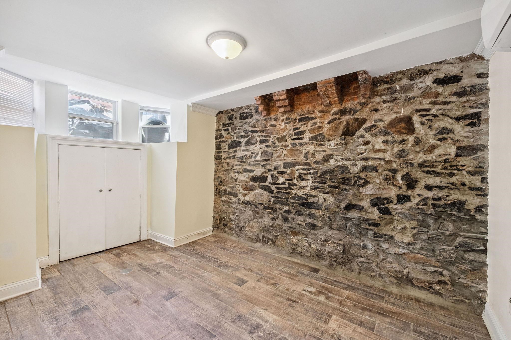 37 ASTOR PL