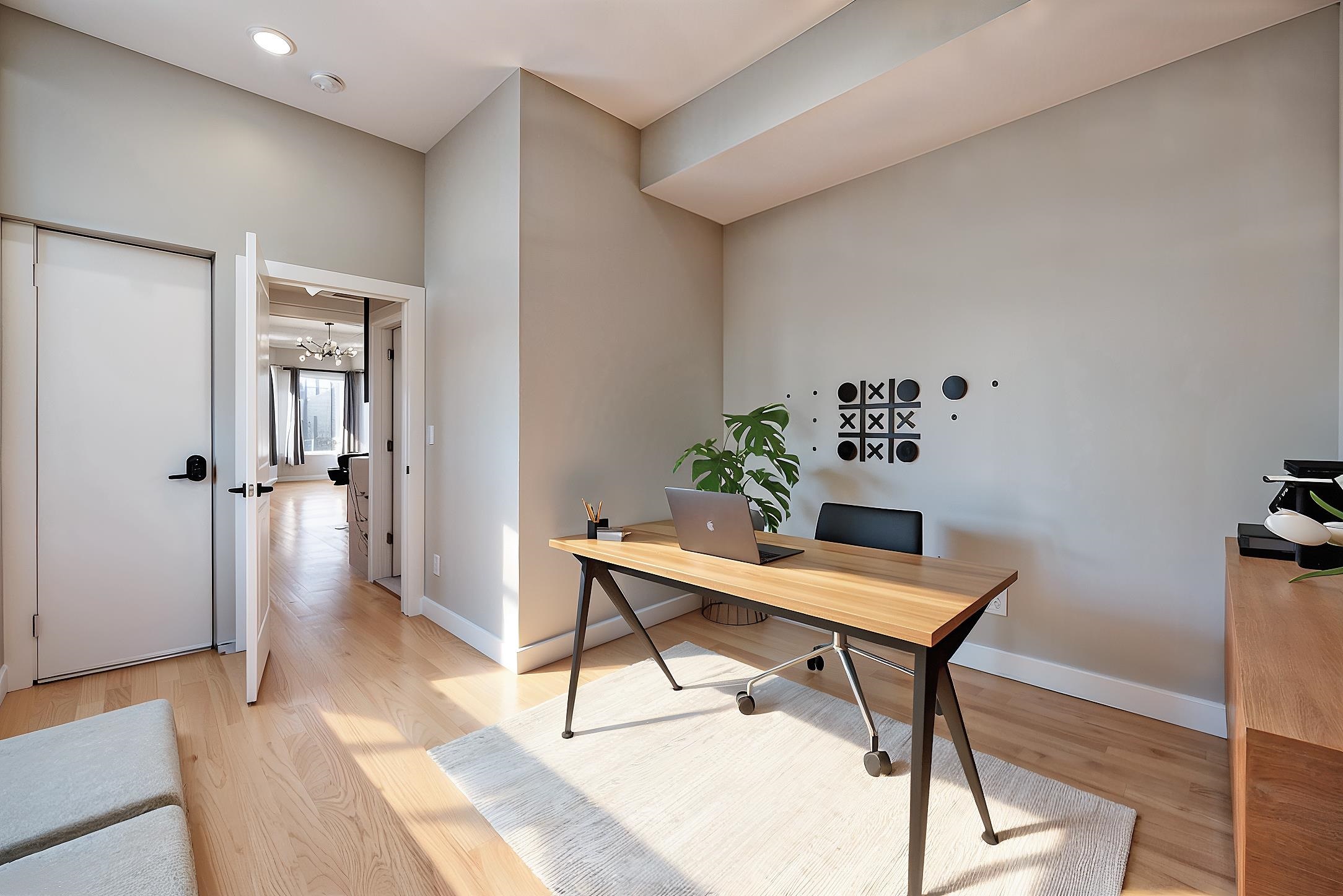 64 LINCOLN ST