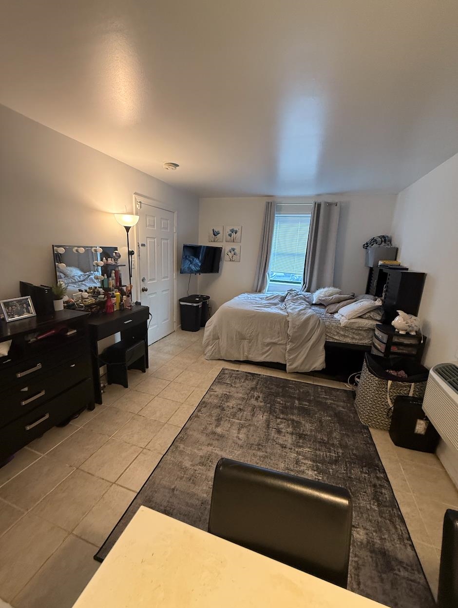 22 69TH ST Unit: A1