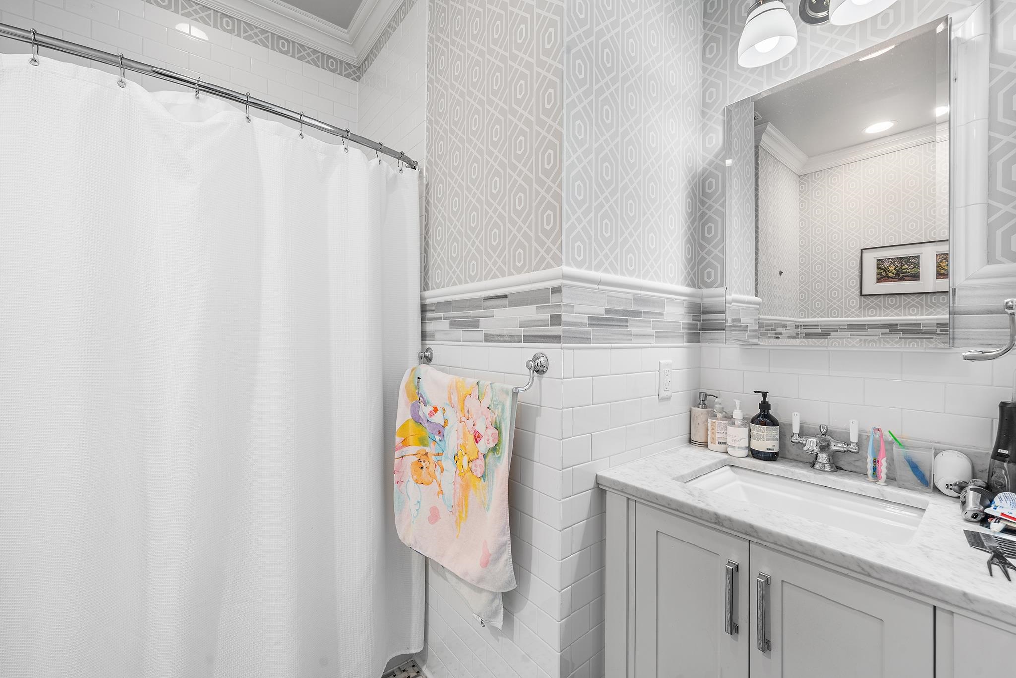 128 JACKSON ST Unit: 4B