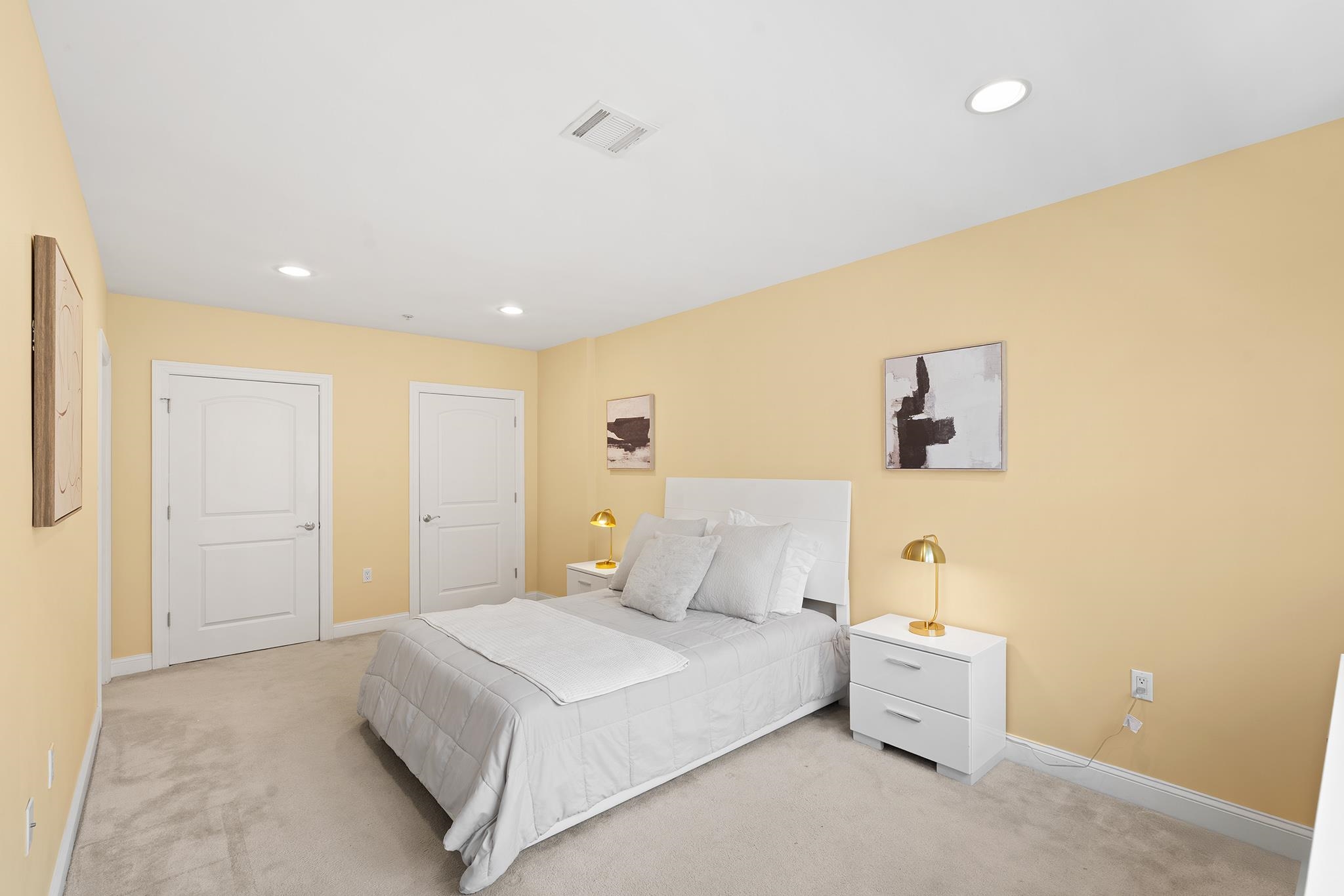 769 MONTGOMERY ST Unit: 211