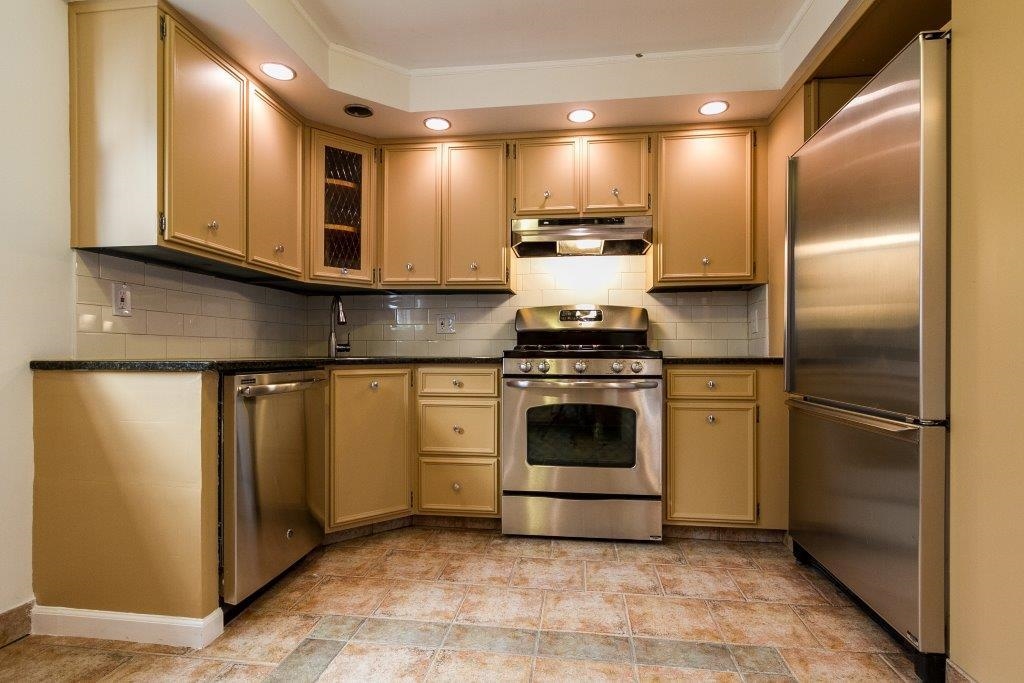 69 WEST 39TH ST