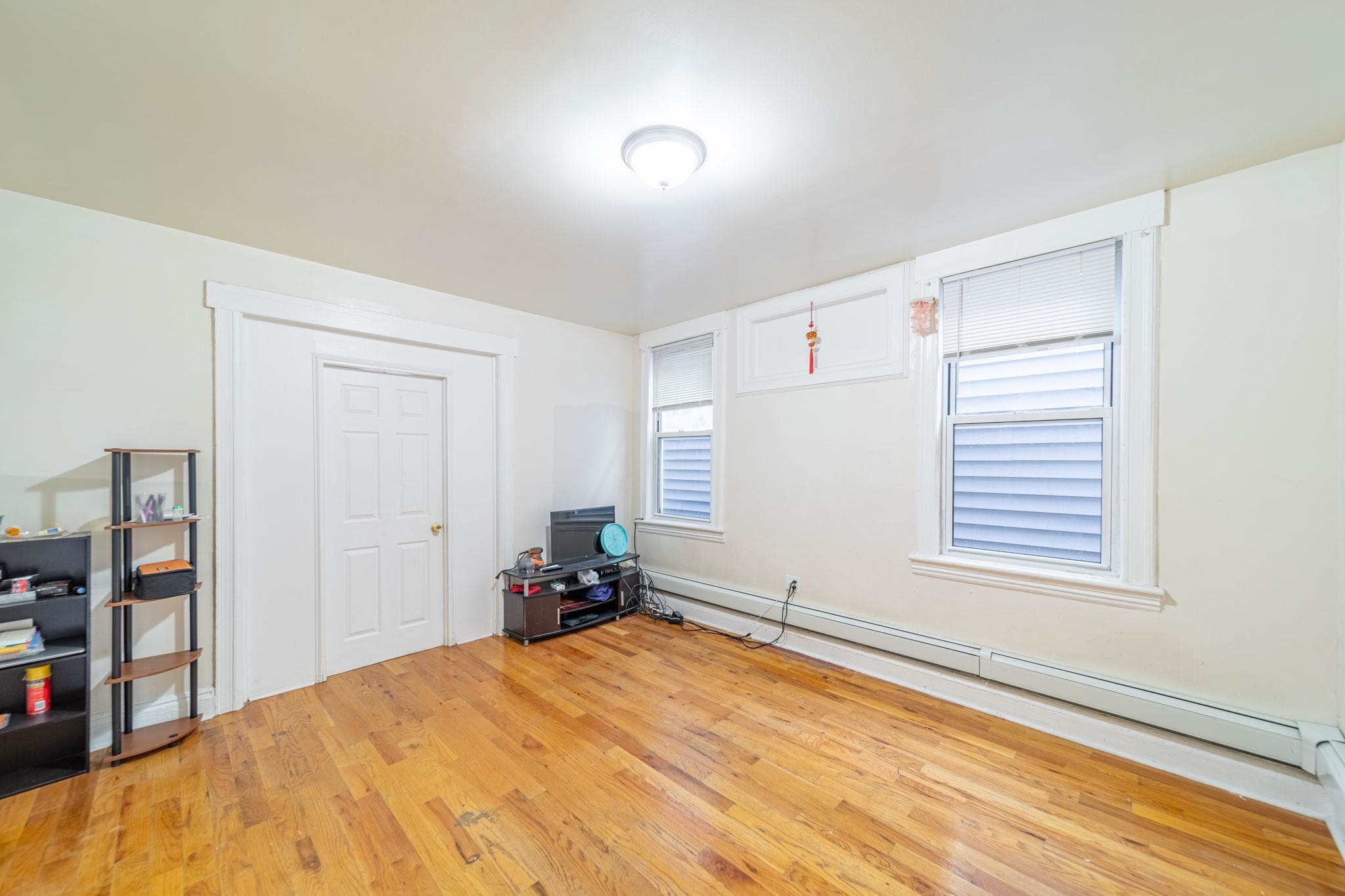 29 VROOM ST Unit: 1
