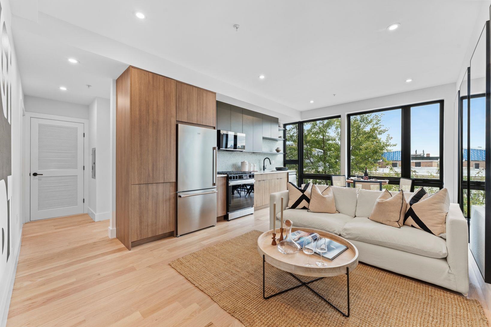 433 CENTRAL AVE Unit: 3A