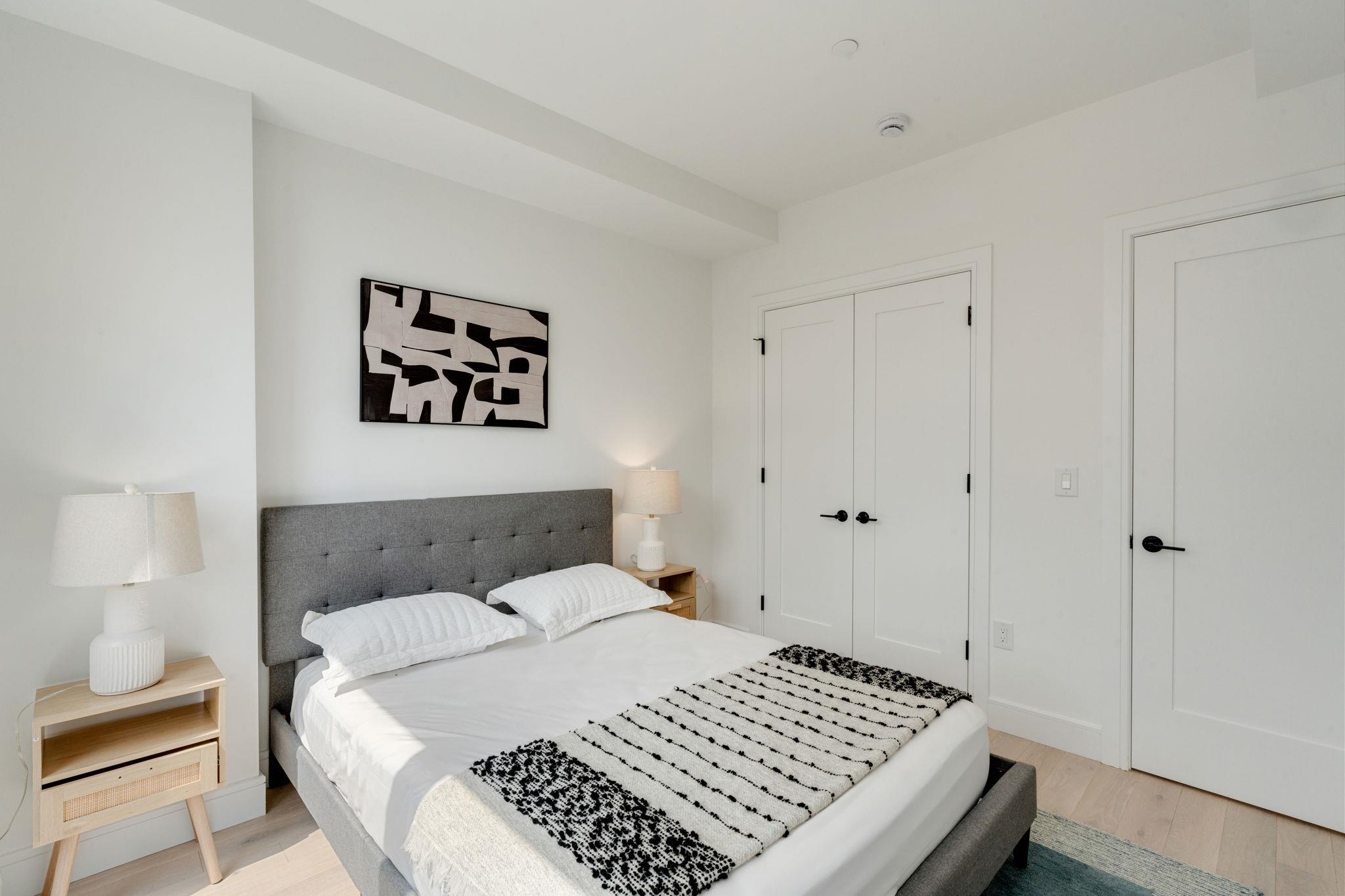 139 CHRISTOPHER COLUMBUS DR Unit: 601