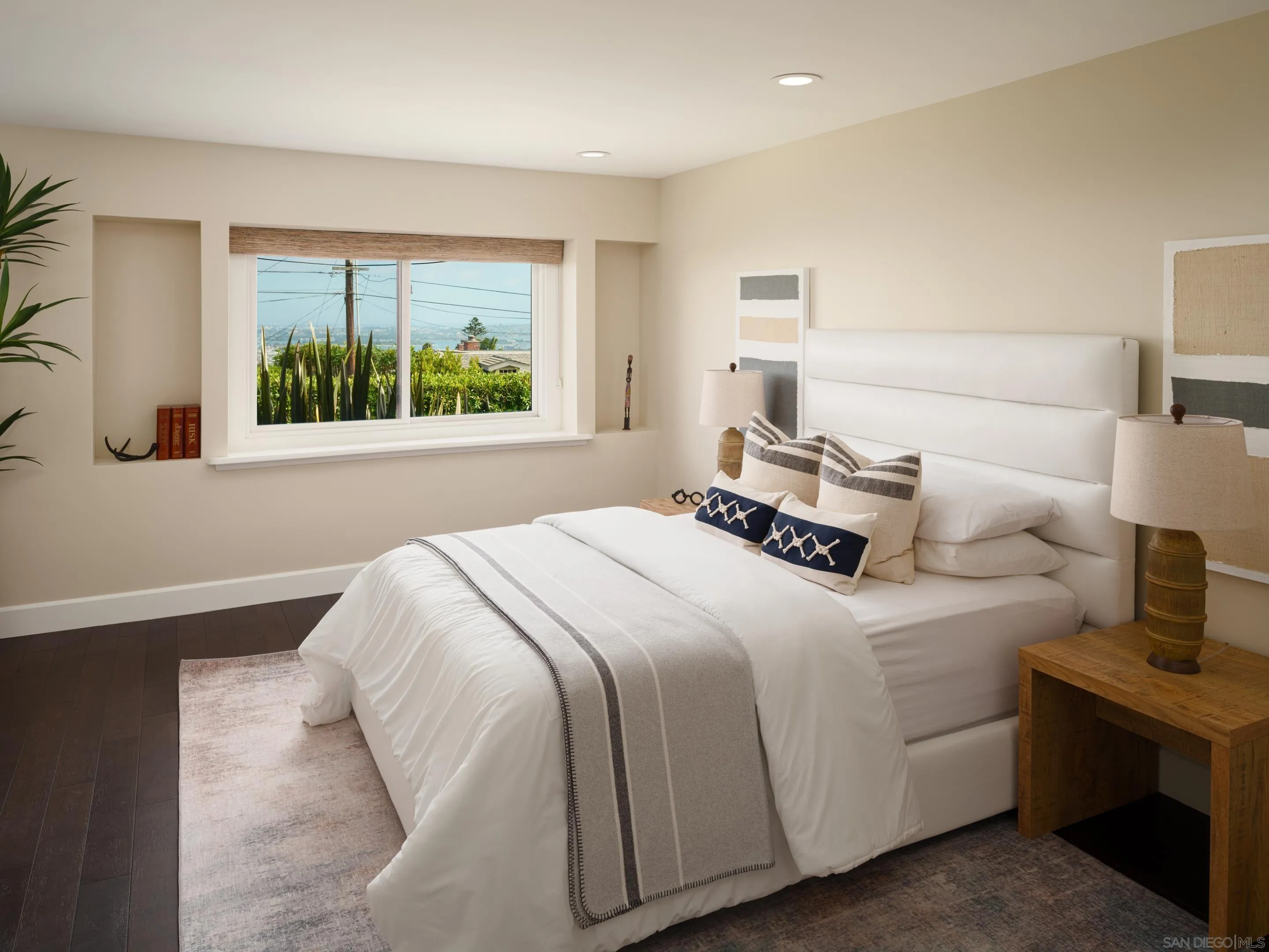 5976 Germaine Lane