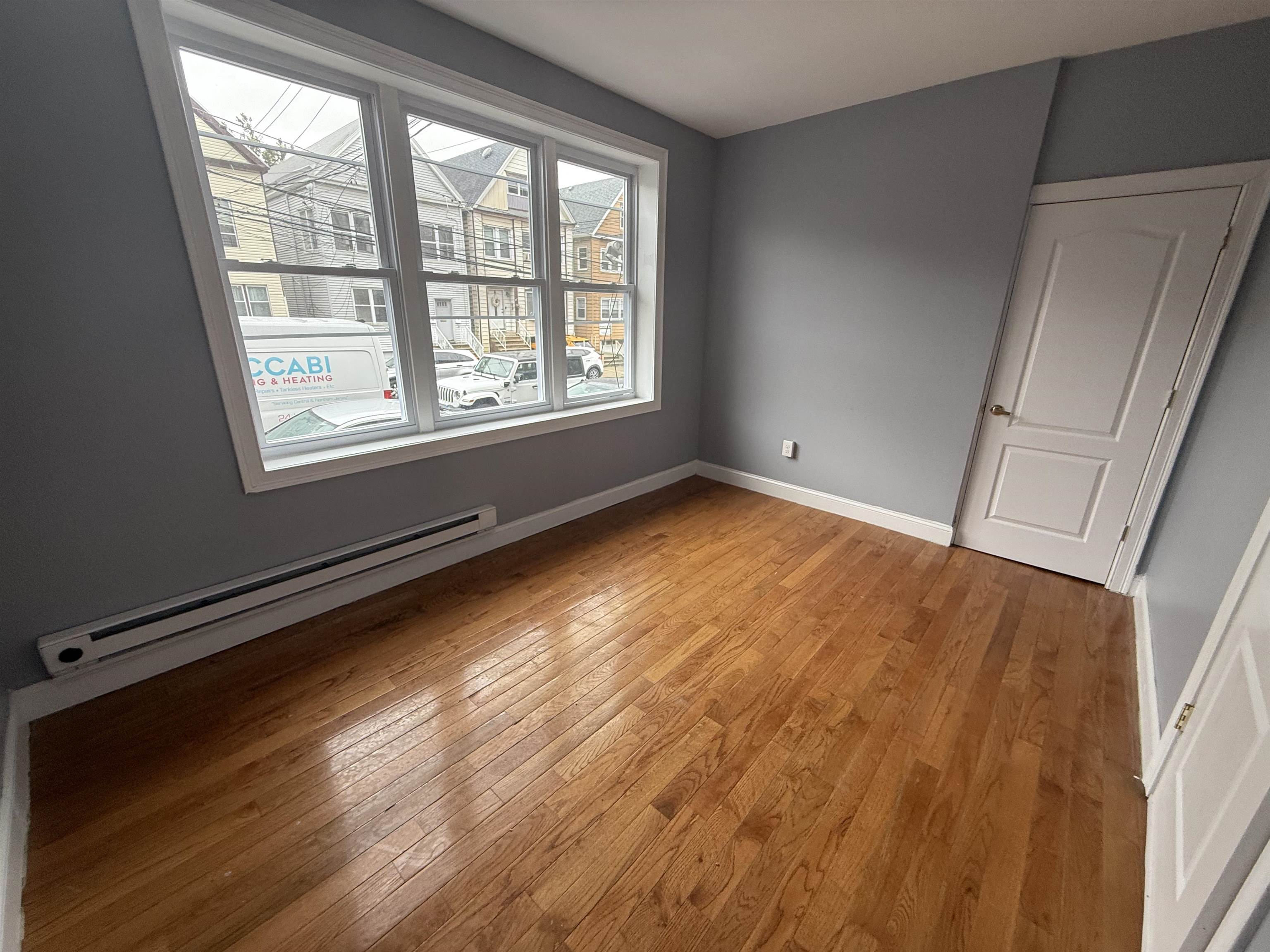 129 WEST 54TH ST Unit: 1