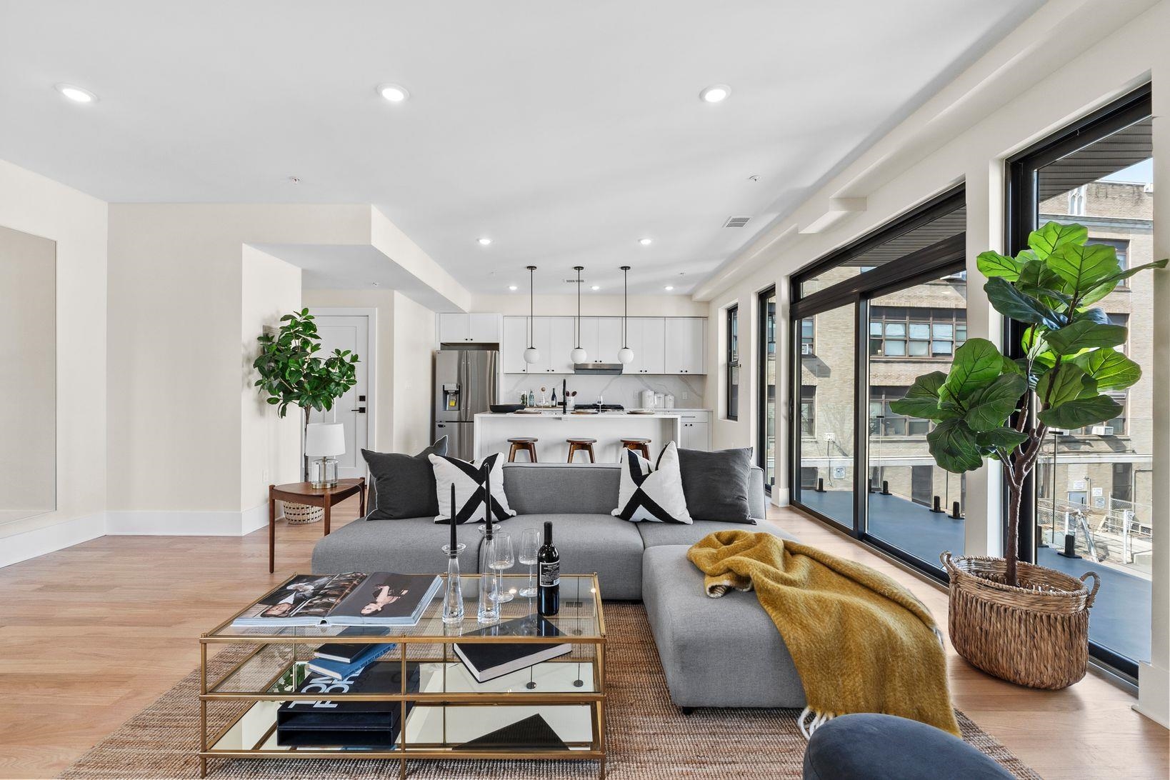 249 BERGEN AVE Unit: 201