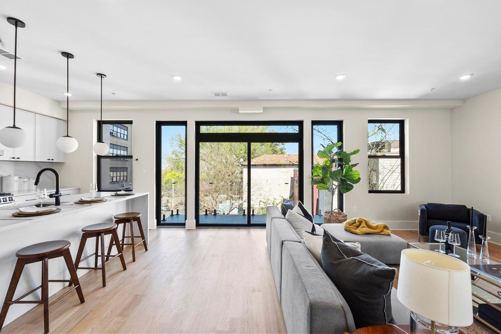 249 BERGEN AVE Unit: 201