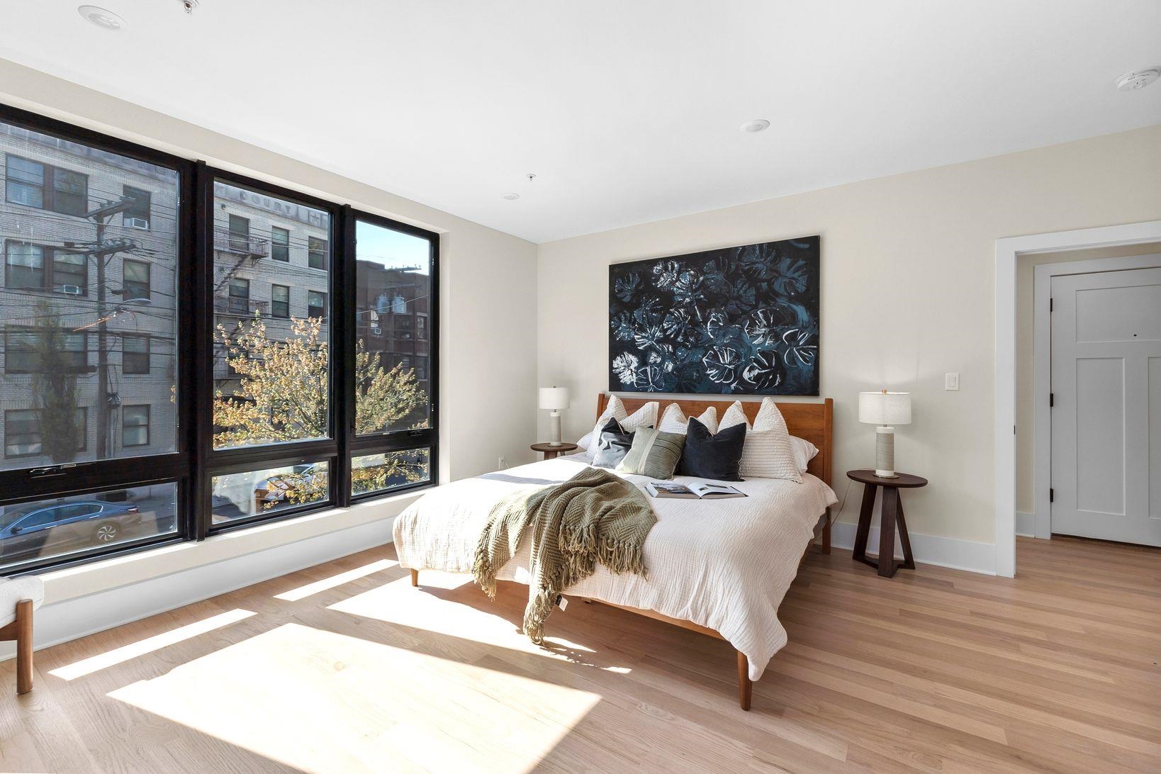249 BERGEN AVE Unit: 201