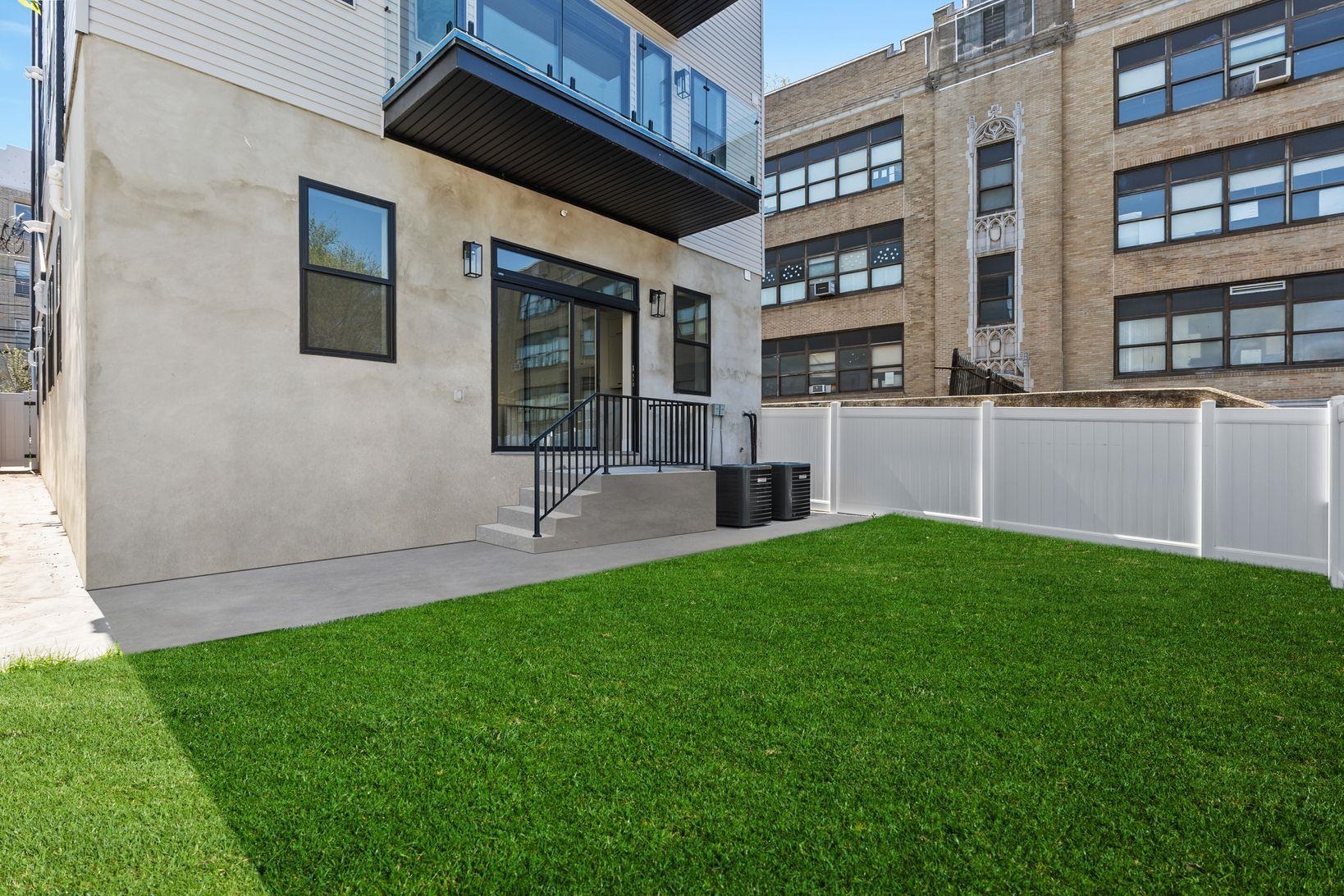 249 BERGEN AVE Unit: 201