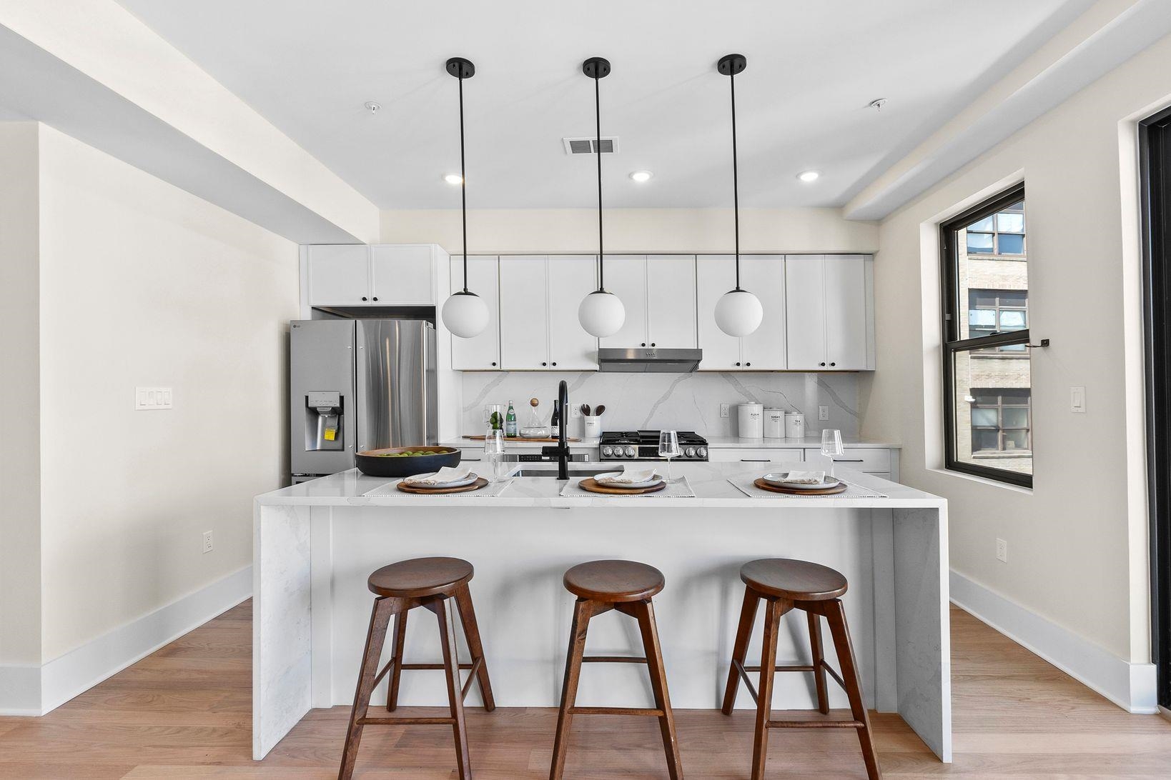 249 BERGEN AVE Unit: 201