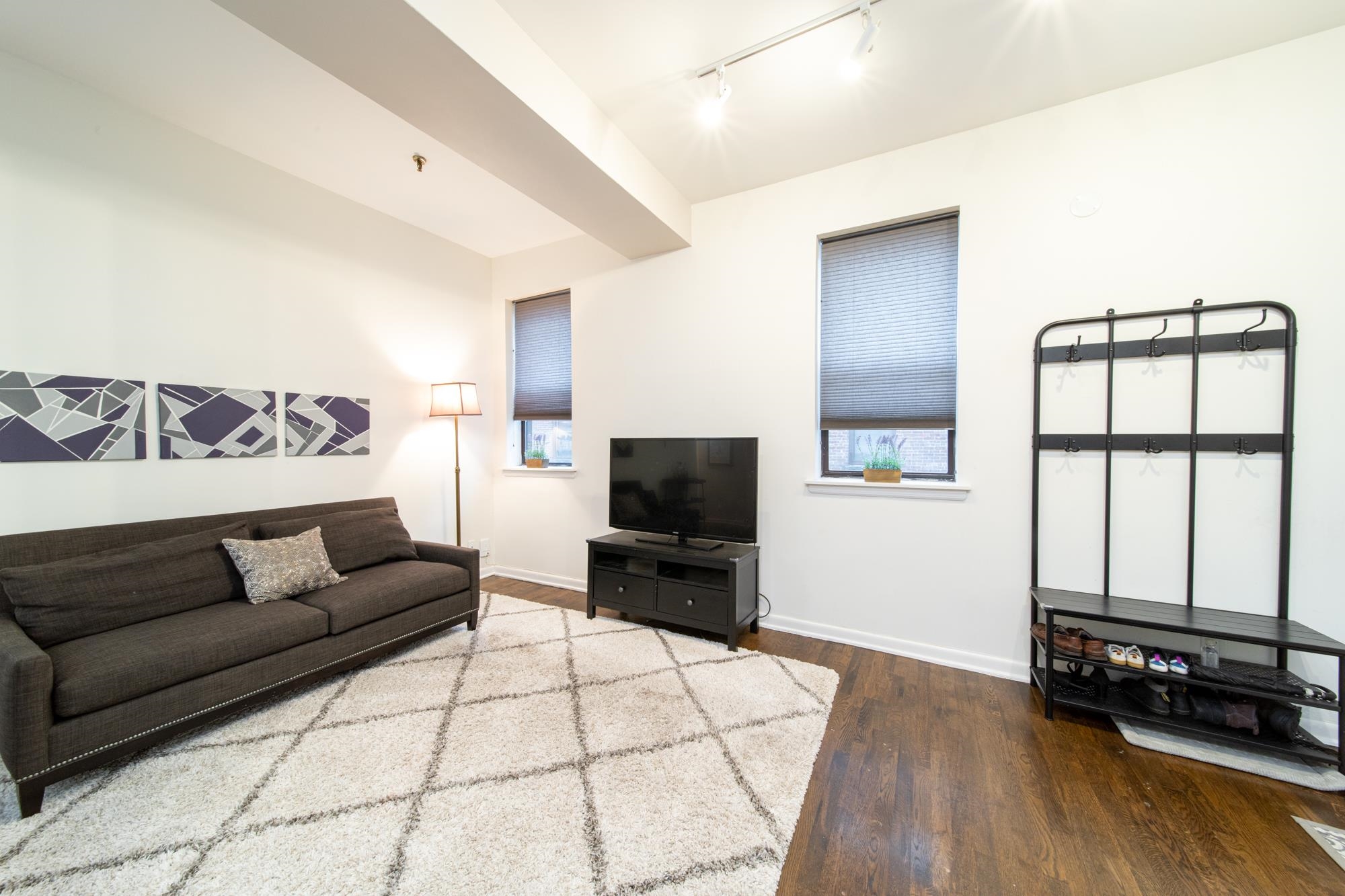 227 CHRISTOPHER COLUMBUS DR