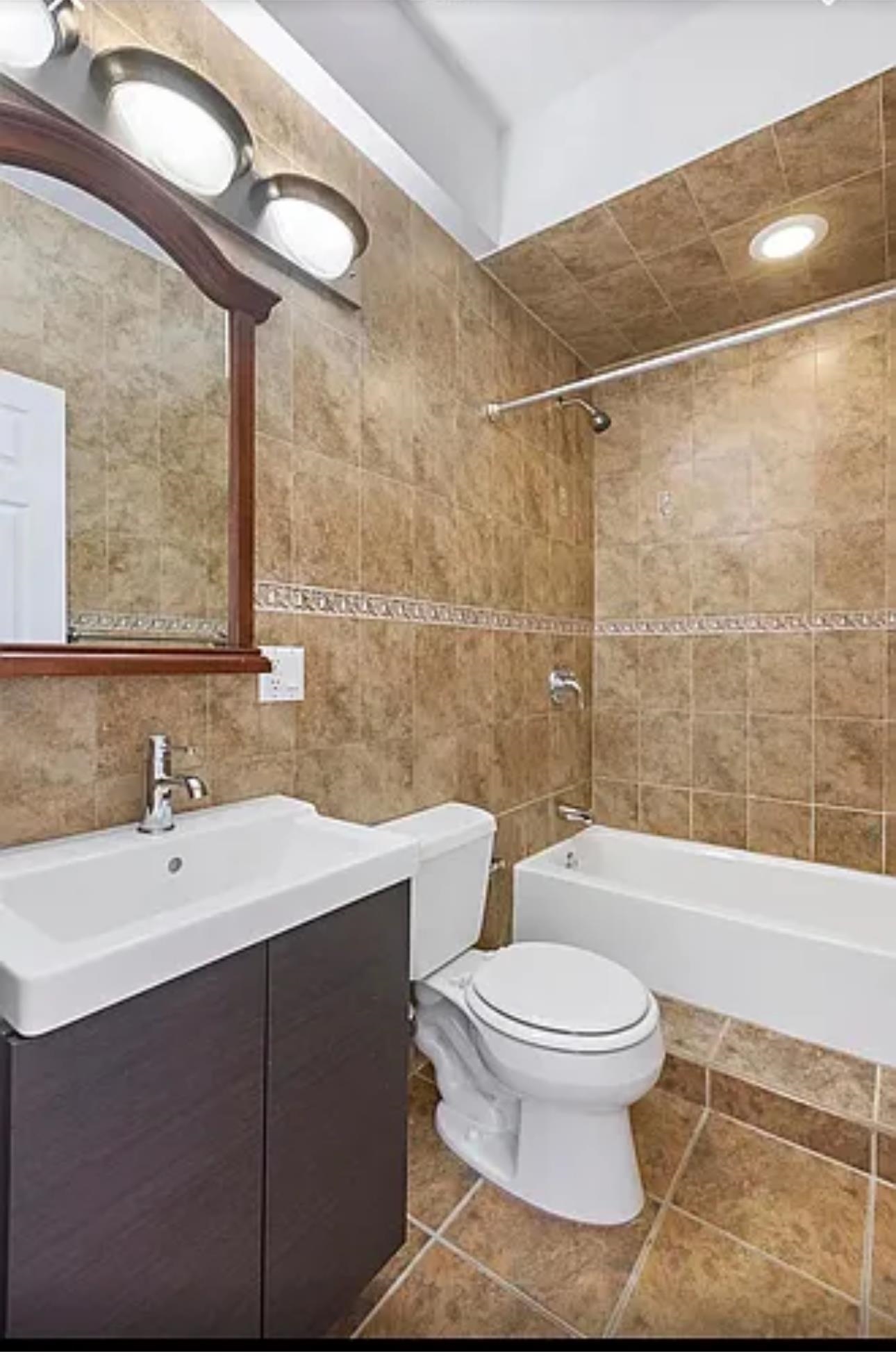 1708 WEST ST Unit: 5