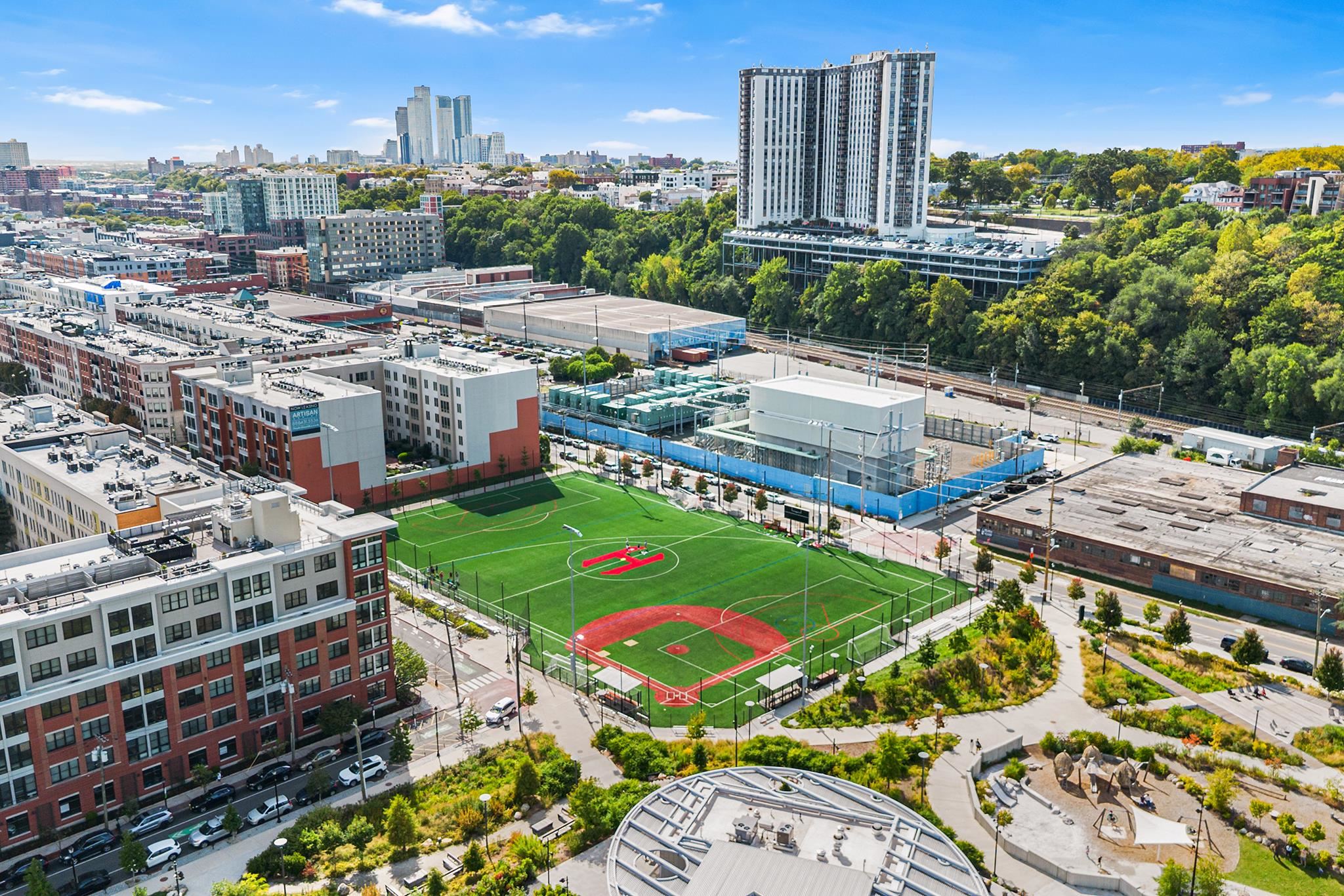 1201 ADAMS ST Unit: 610