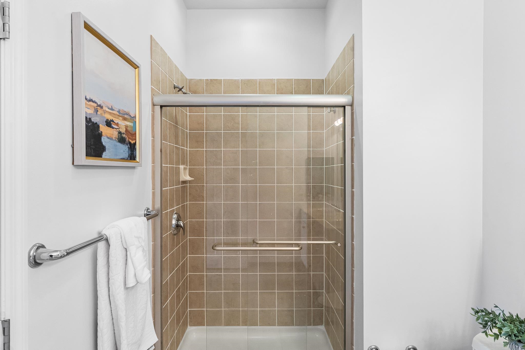 1201 ADAMS ST Unit: 610