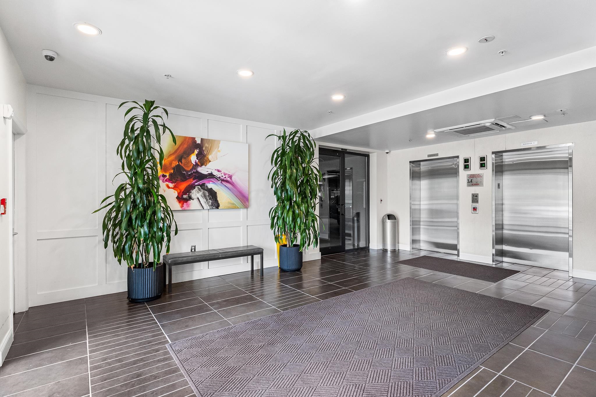 1201 ADAMS ST Unit: 610