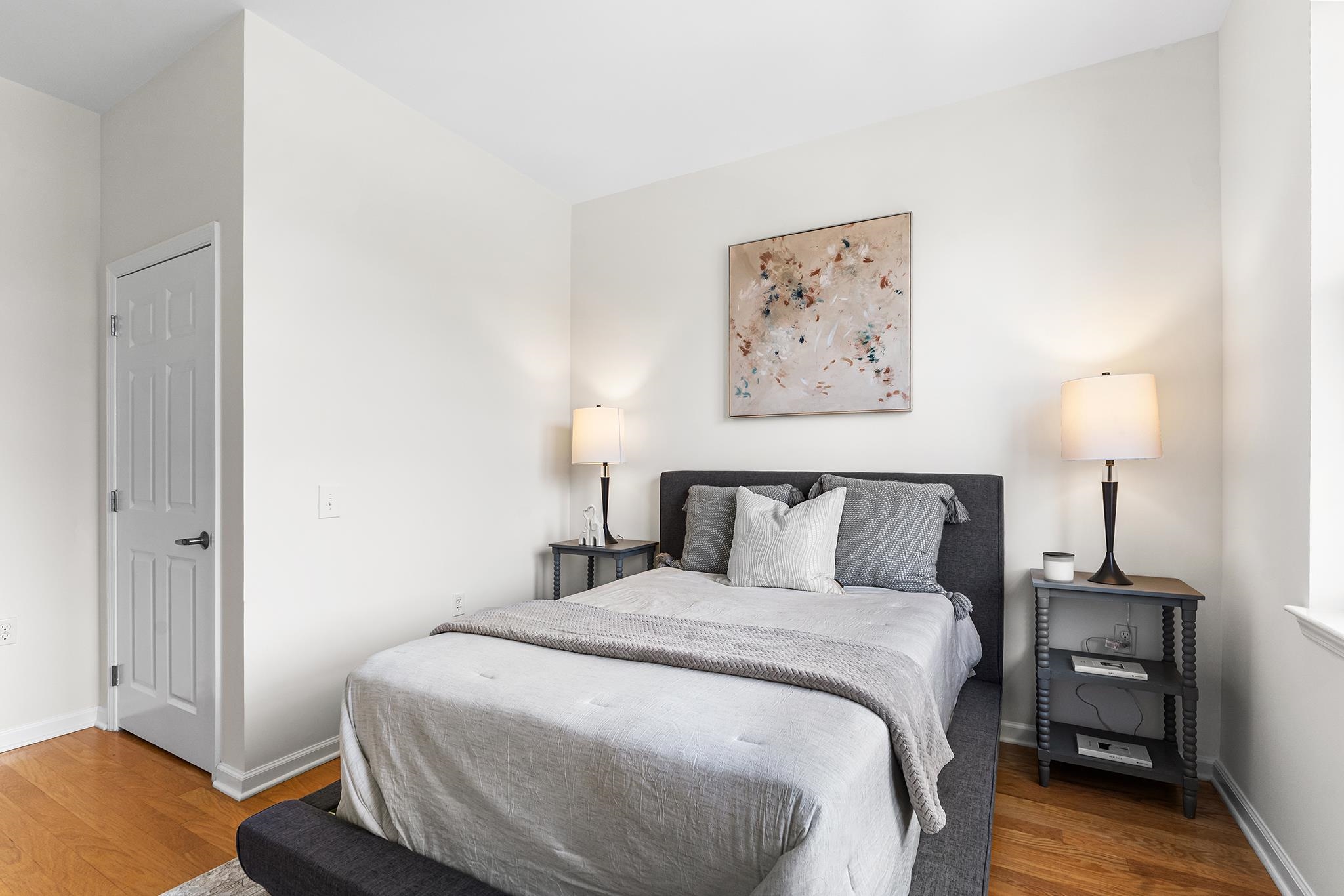 1201 ADAMS ST Unit: 610