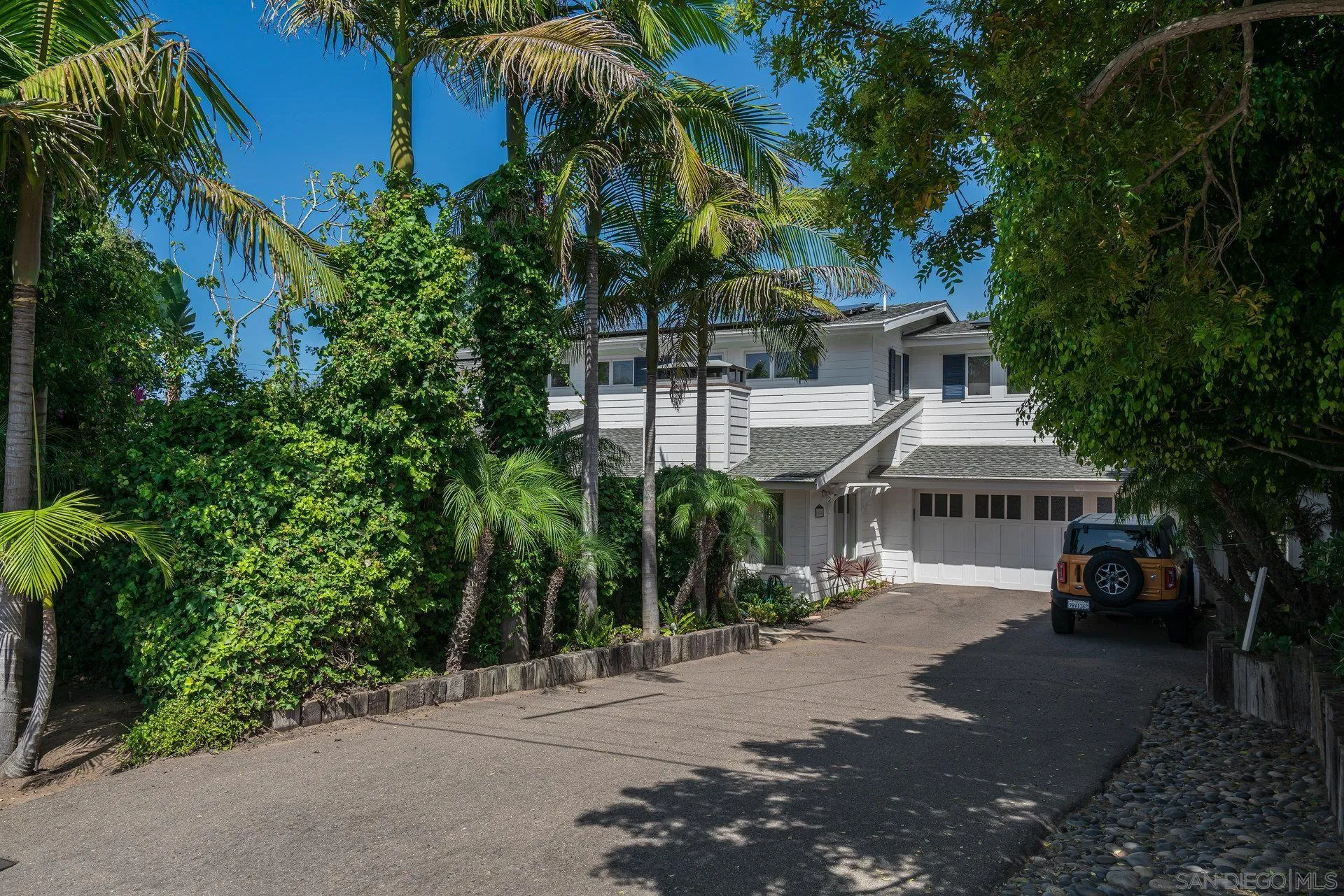 684 Arden Dr