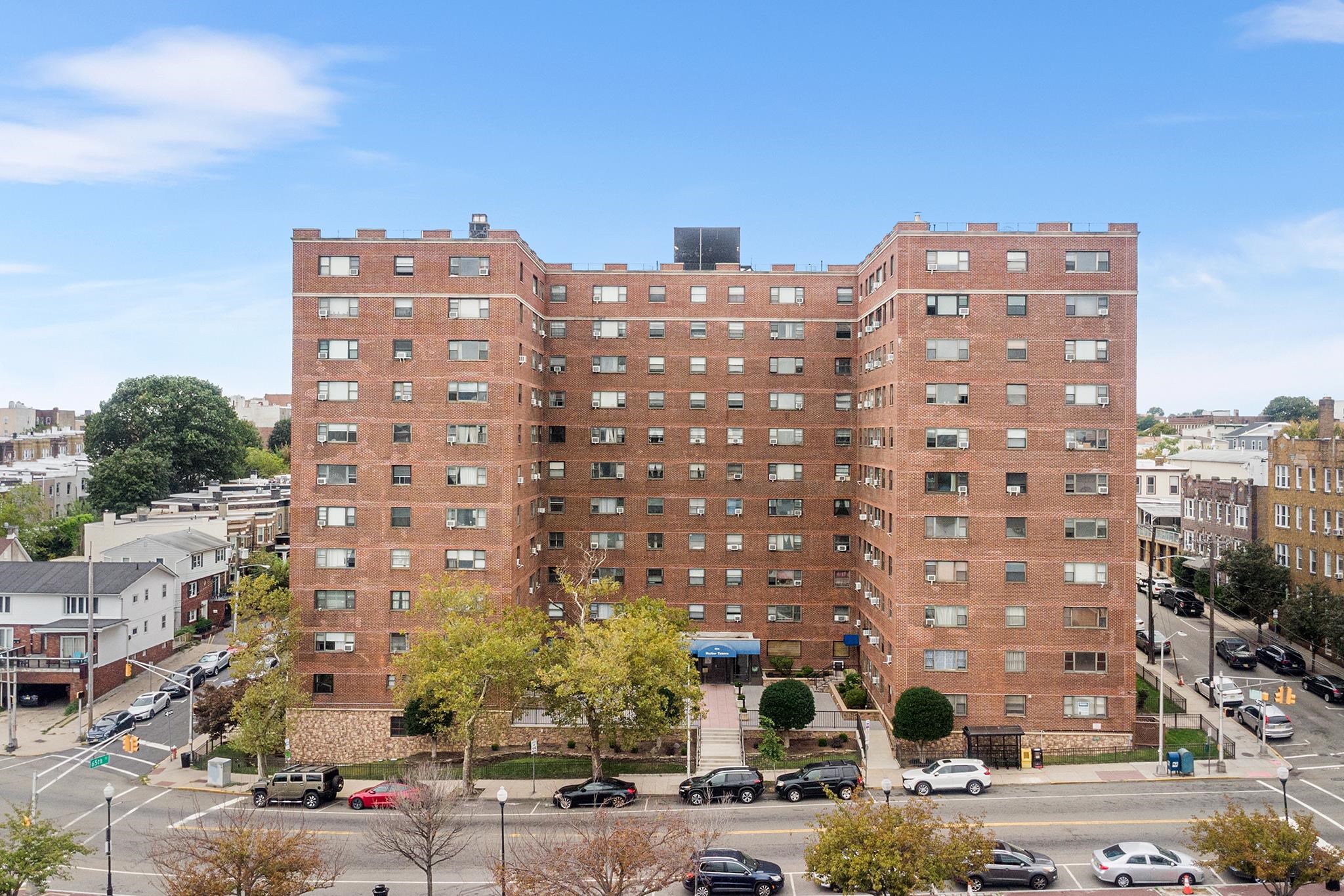 6515 BLVD EAST Unit: 7L