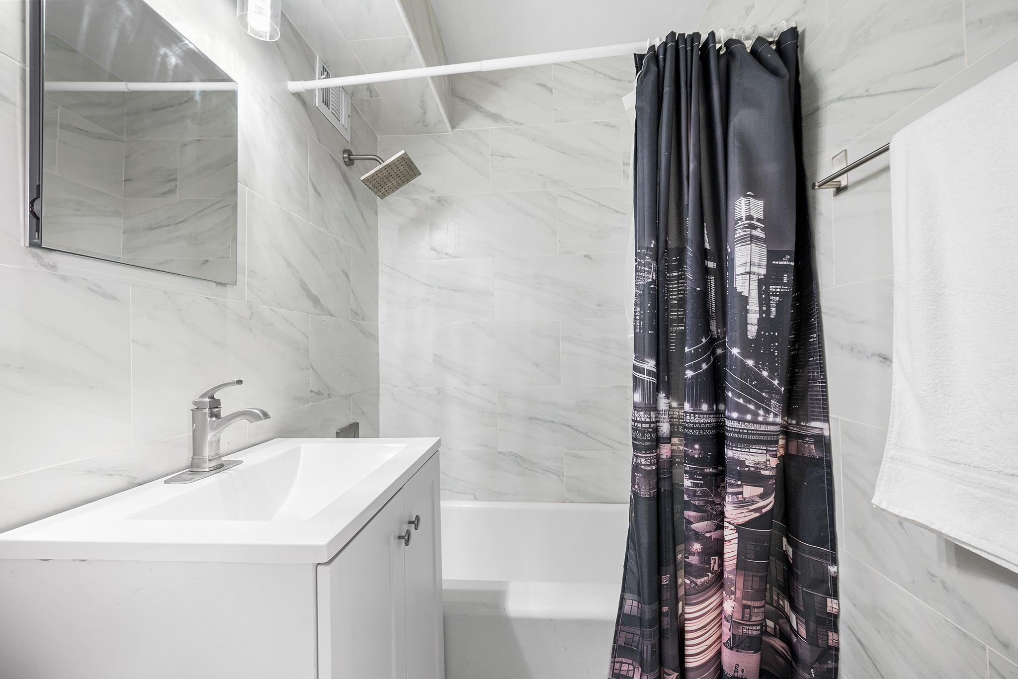 6515 BLVD EAST Unit: 7L