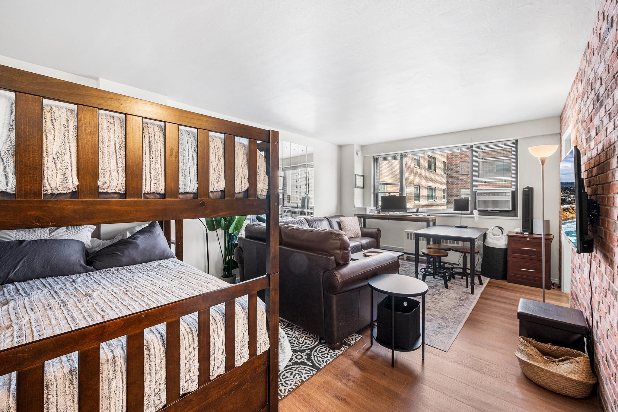 6515 BLVD EAST Unit: 7L