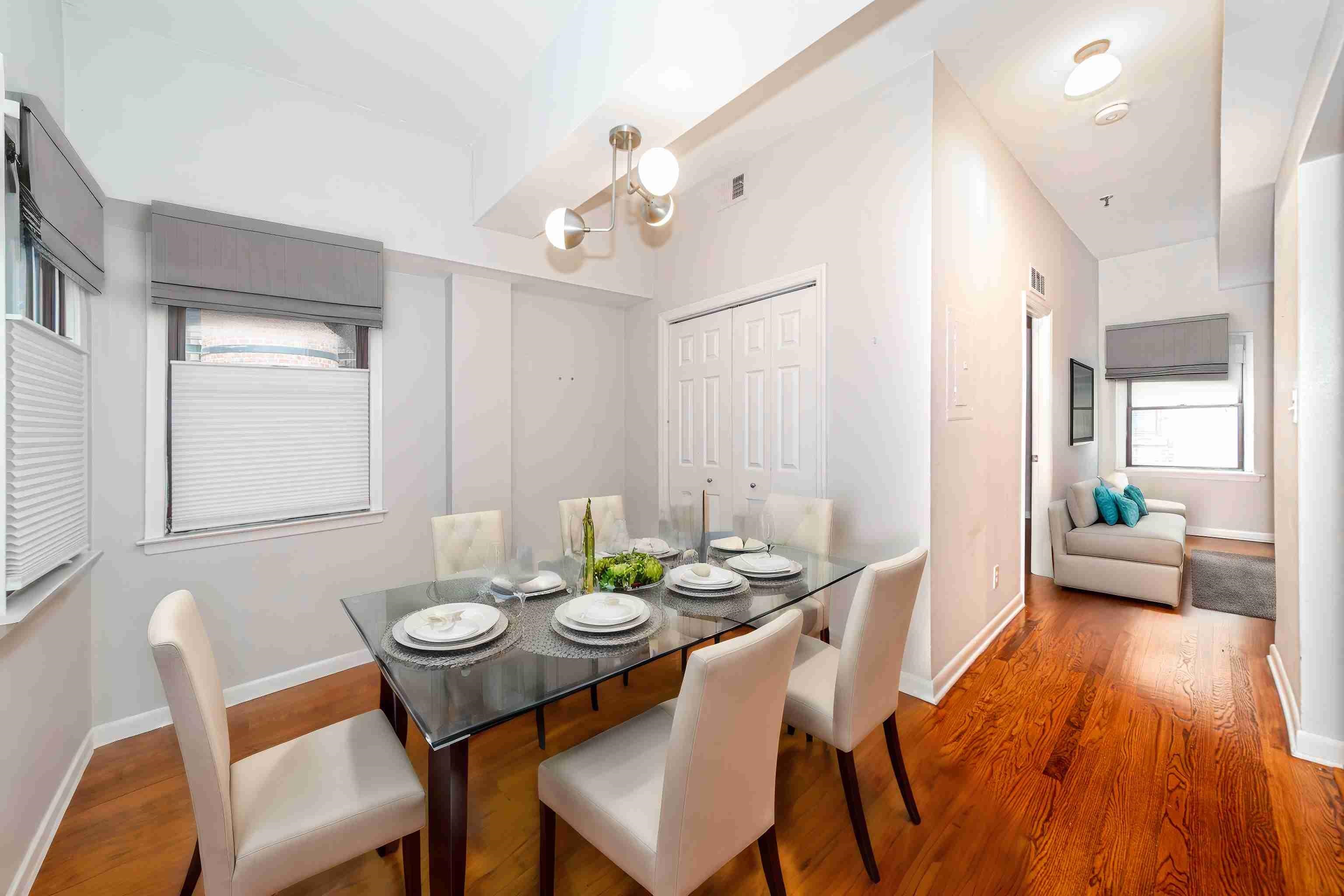 227 CHRISTOPHER COLUMBUS DR Unit: 335B