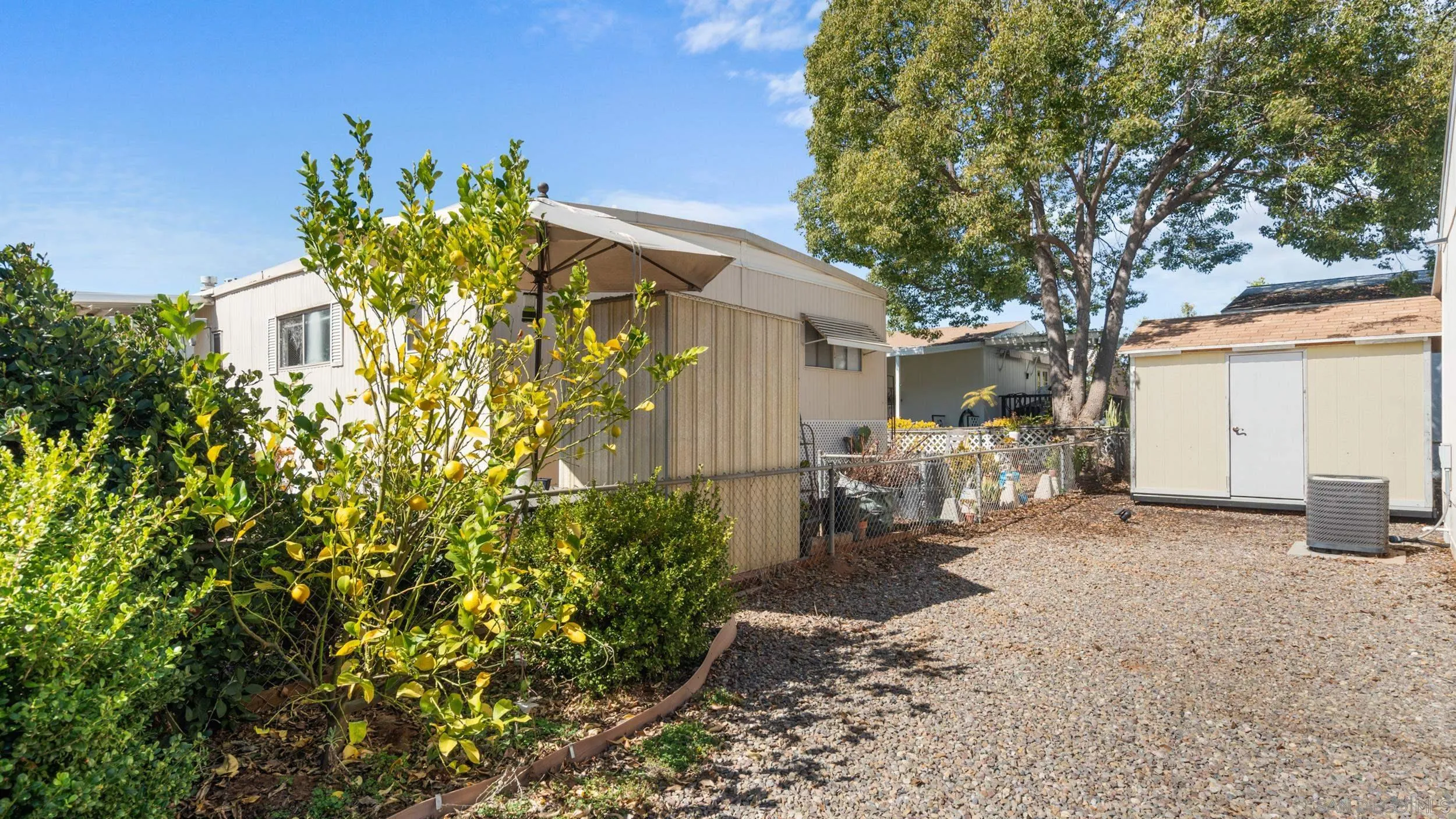 450 E Bradley Unit 121