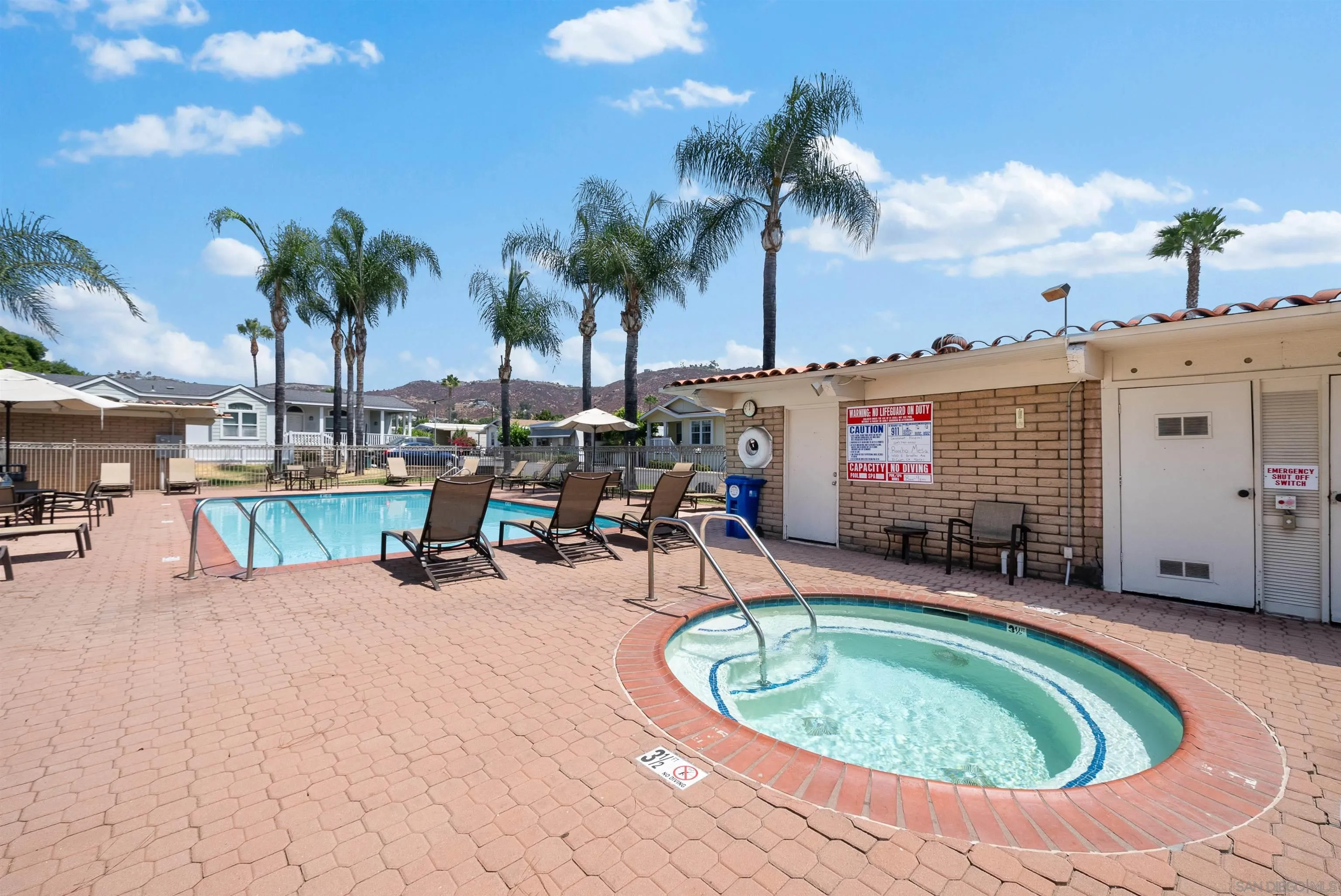 450 E Bradley Unit 121